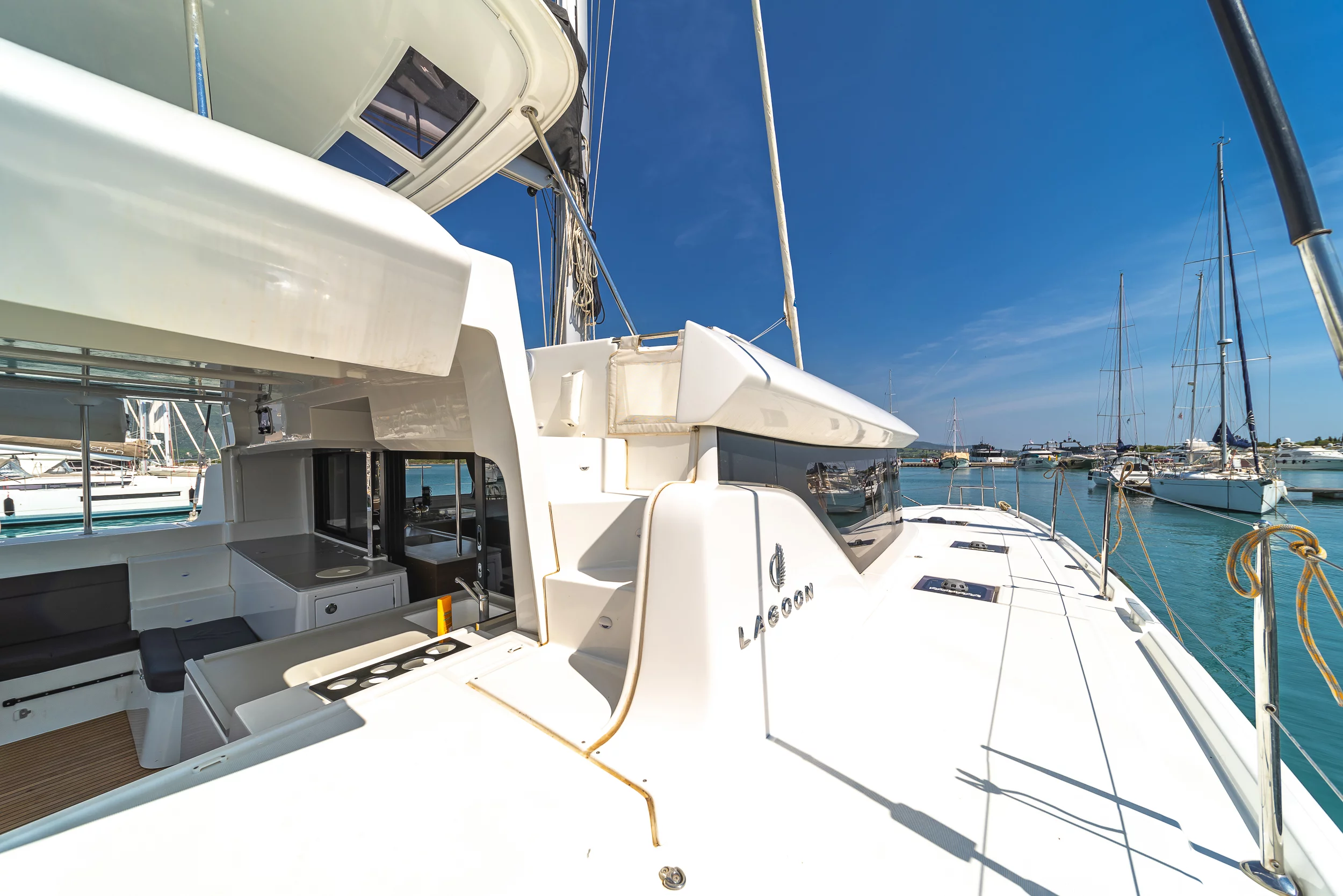 Lagoon 46 & GEN & WM (Pnoe)  - 6