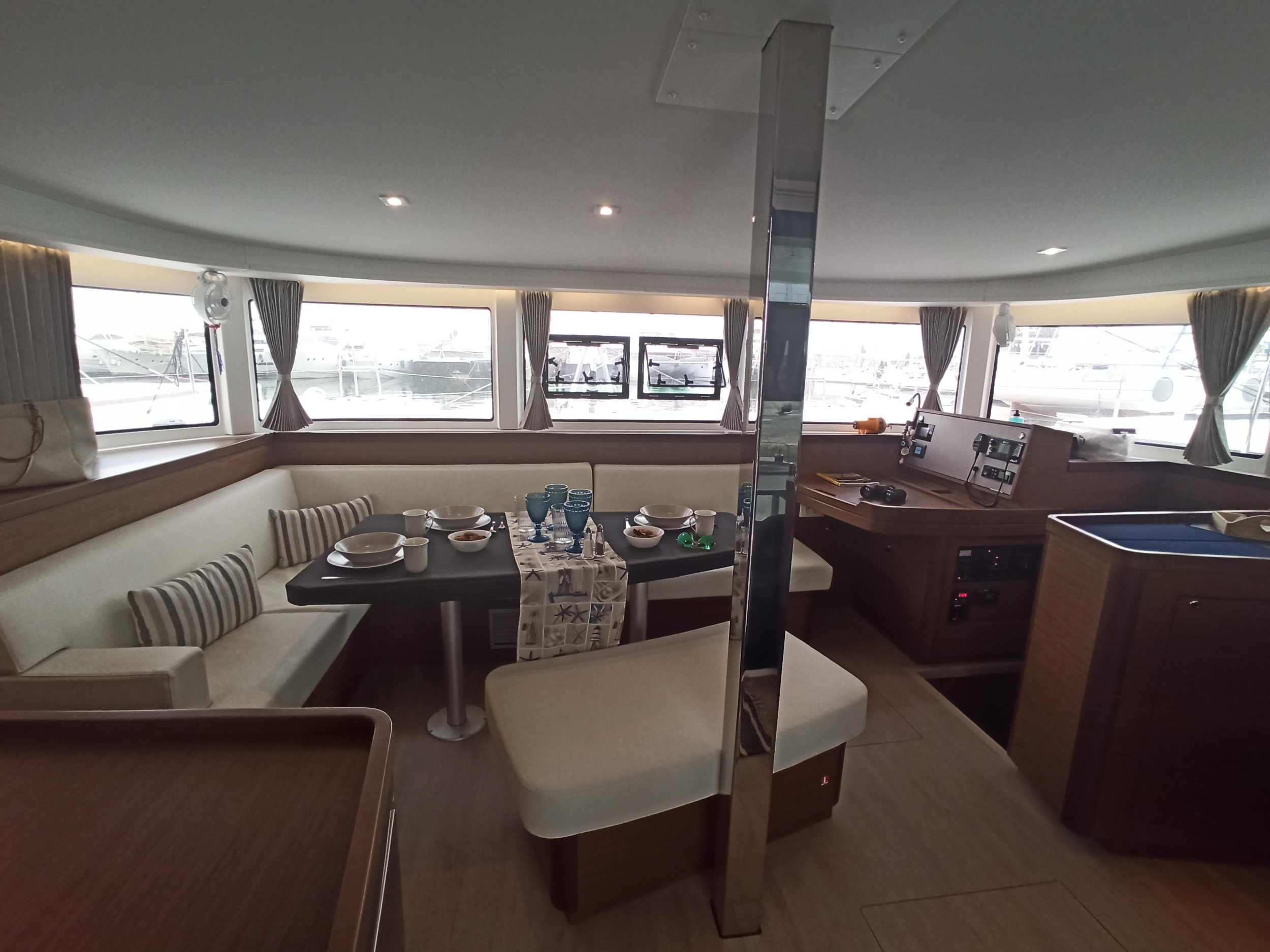 Photo #13 - Lagoon 42 (AKTIS (air condition, , watermaker)) in Athen - 12573