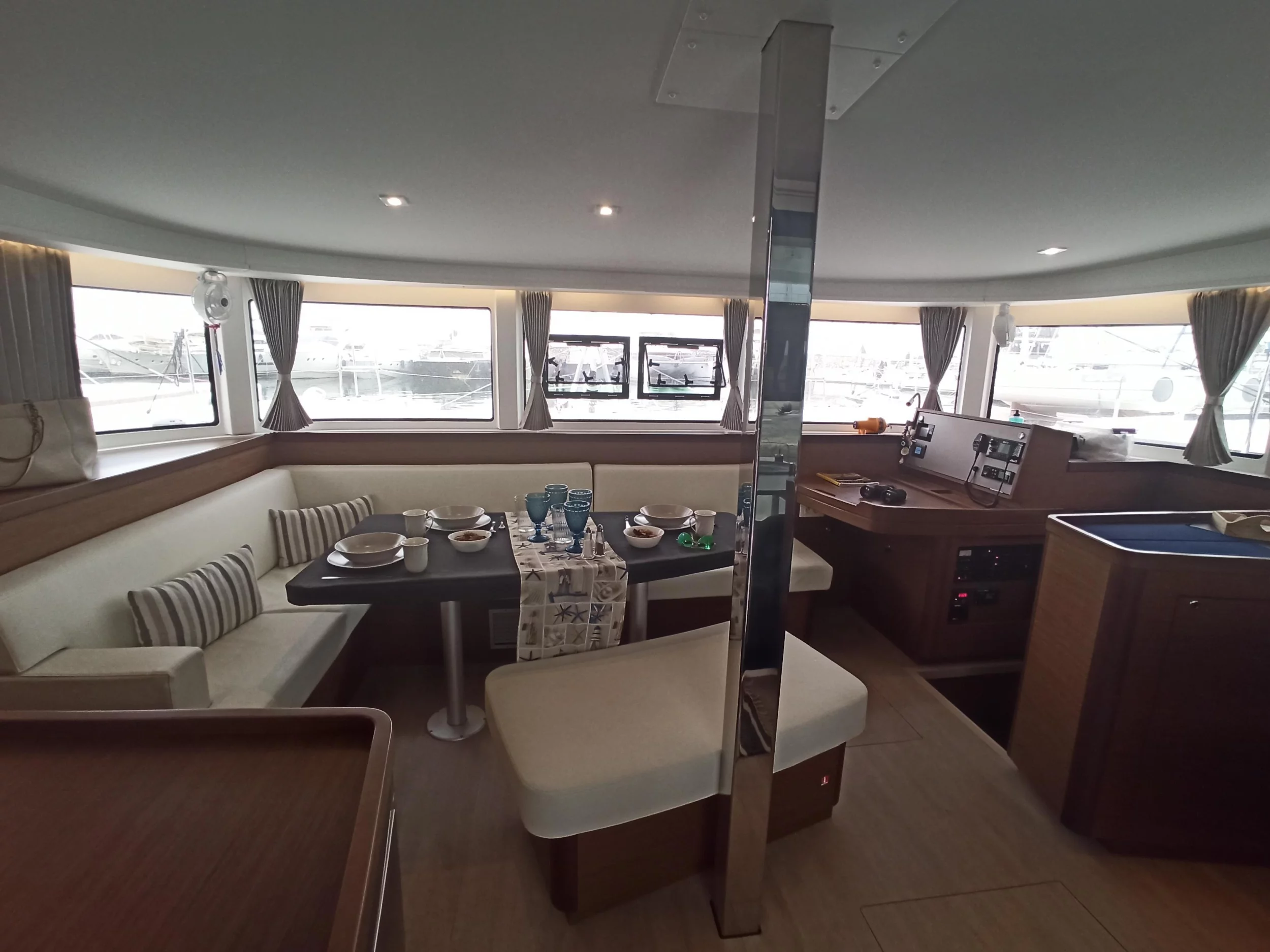 Lagoon 42 (AKTIS (air condition, , watermaker)) Interior image - 12