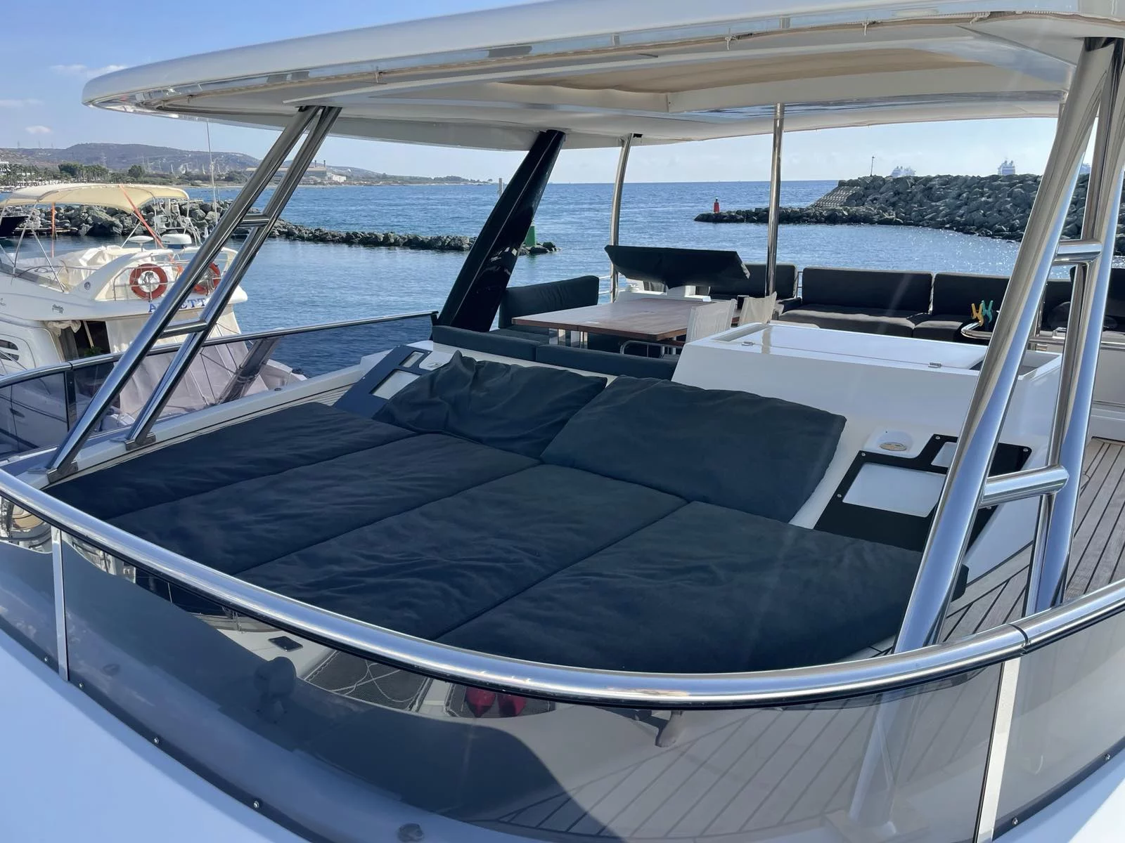 Lagoon 630 Powercat LUX (Pearly Gates)  - 30