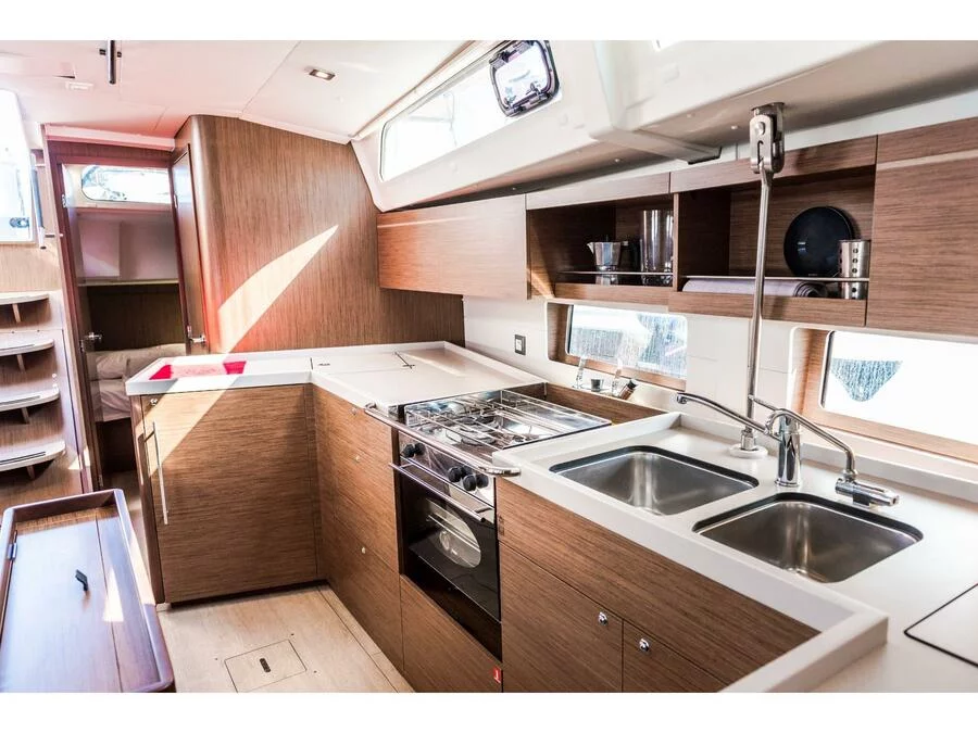 DUFOUR 390 GRAND LARGE (Extasie II)  - 211
