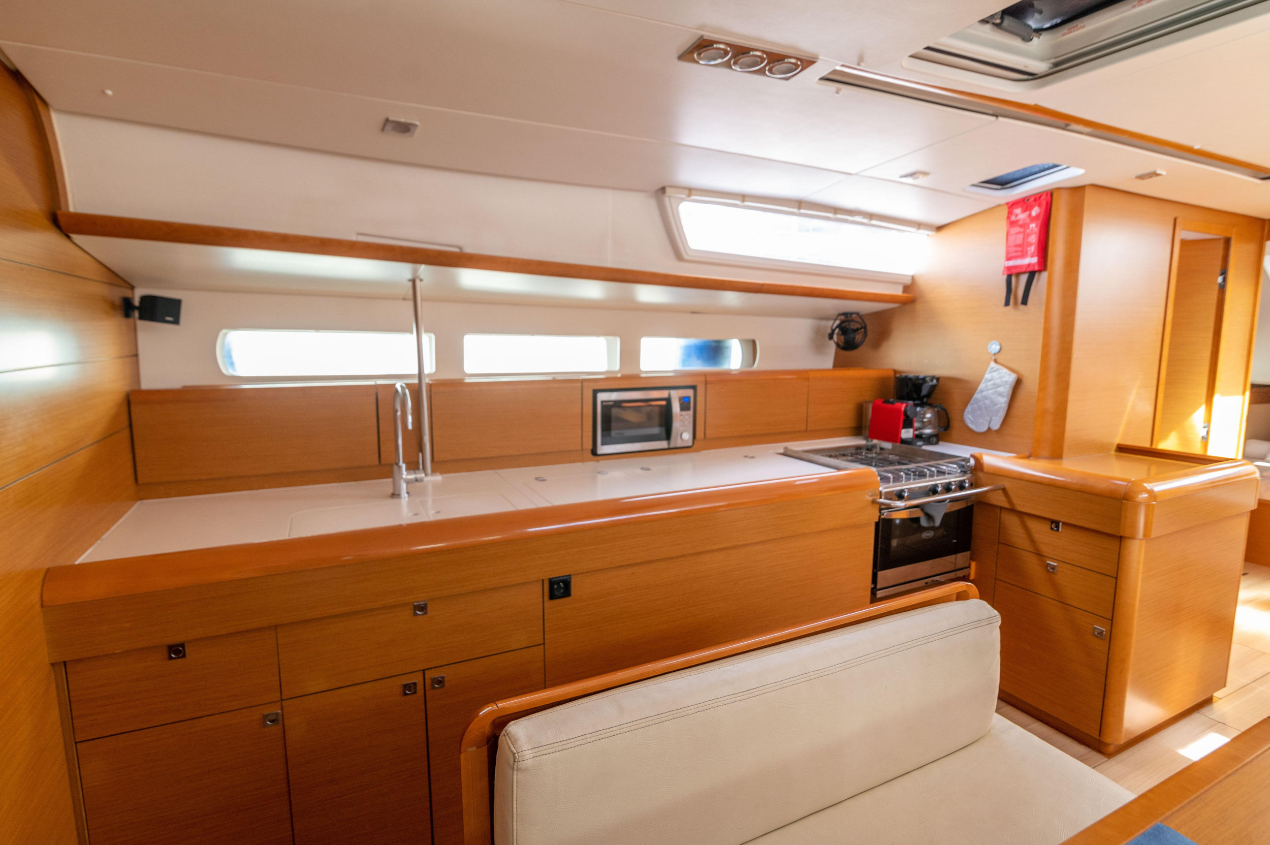 Photo #32 - Sun Odyssey 509 (Promise) in Atene - 13413