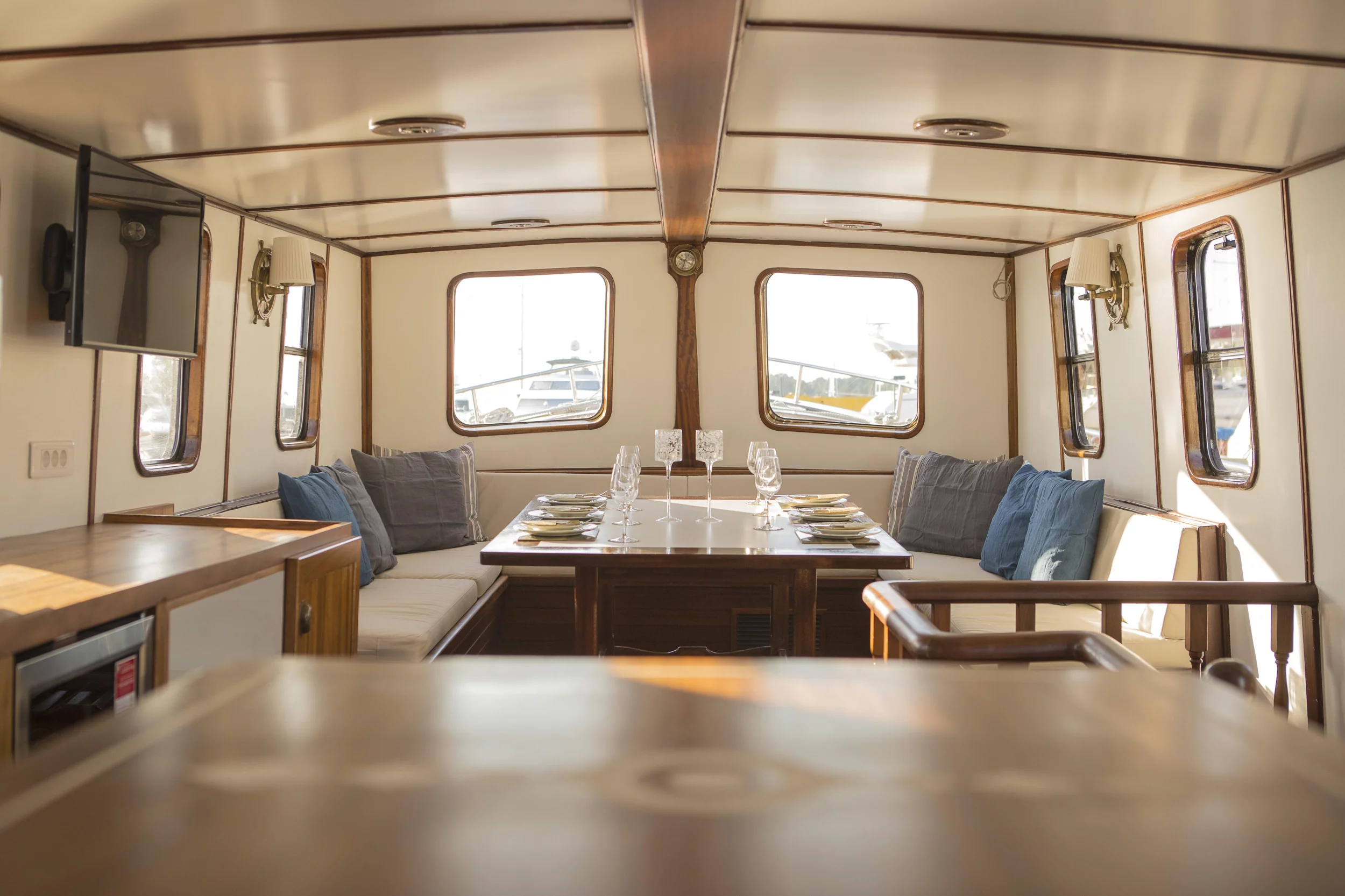 Greek Motorsailer (Cosmos)  - 10