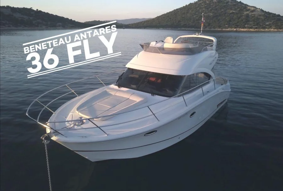 Beneteau Antares 36 (SOLAVIS) Main image - 0