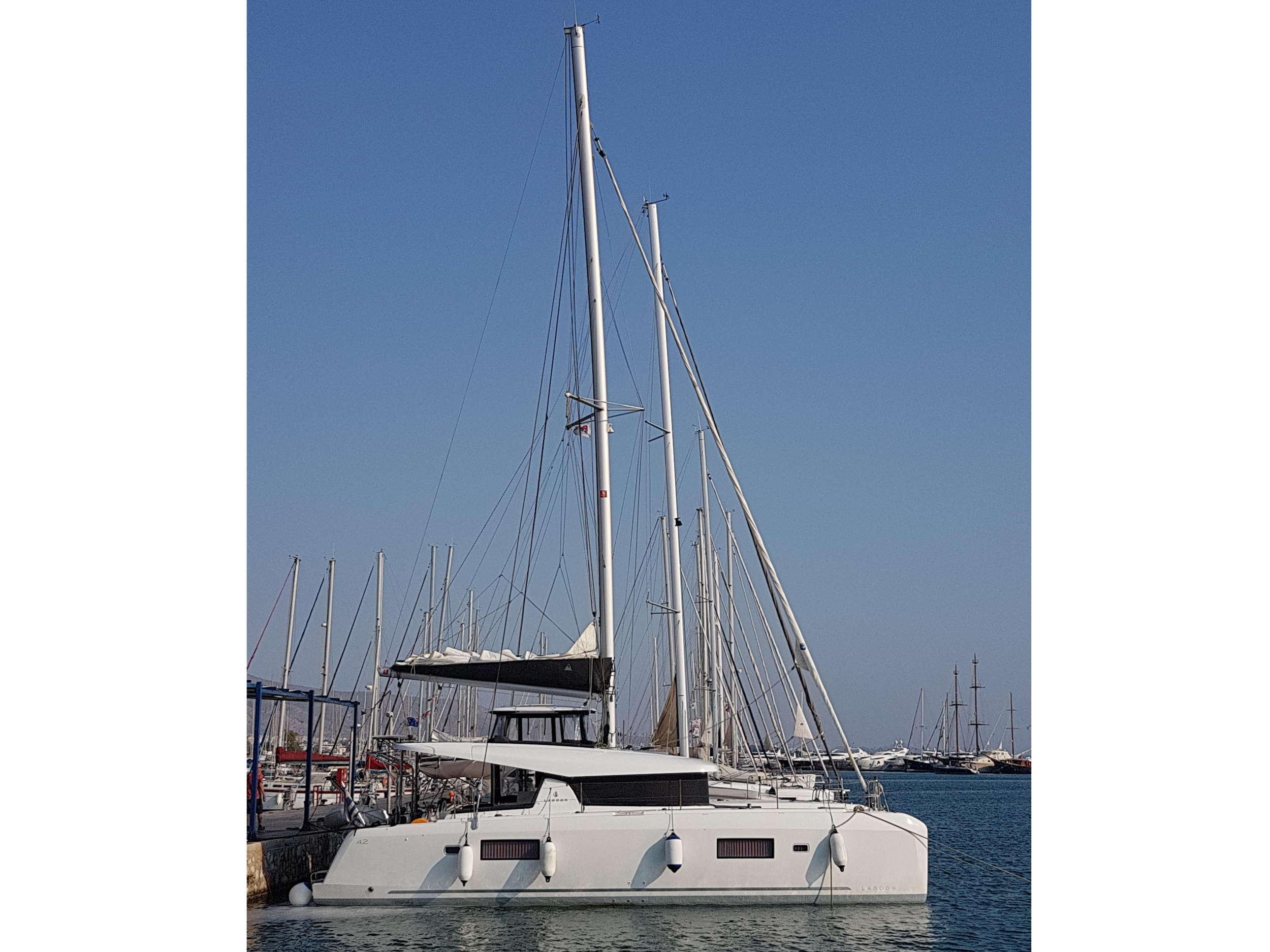 Photo #4 - Lagoon 42 (Agia Irini) en Rhodes - 15675