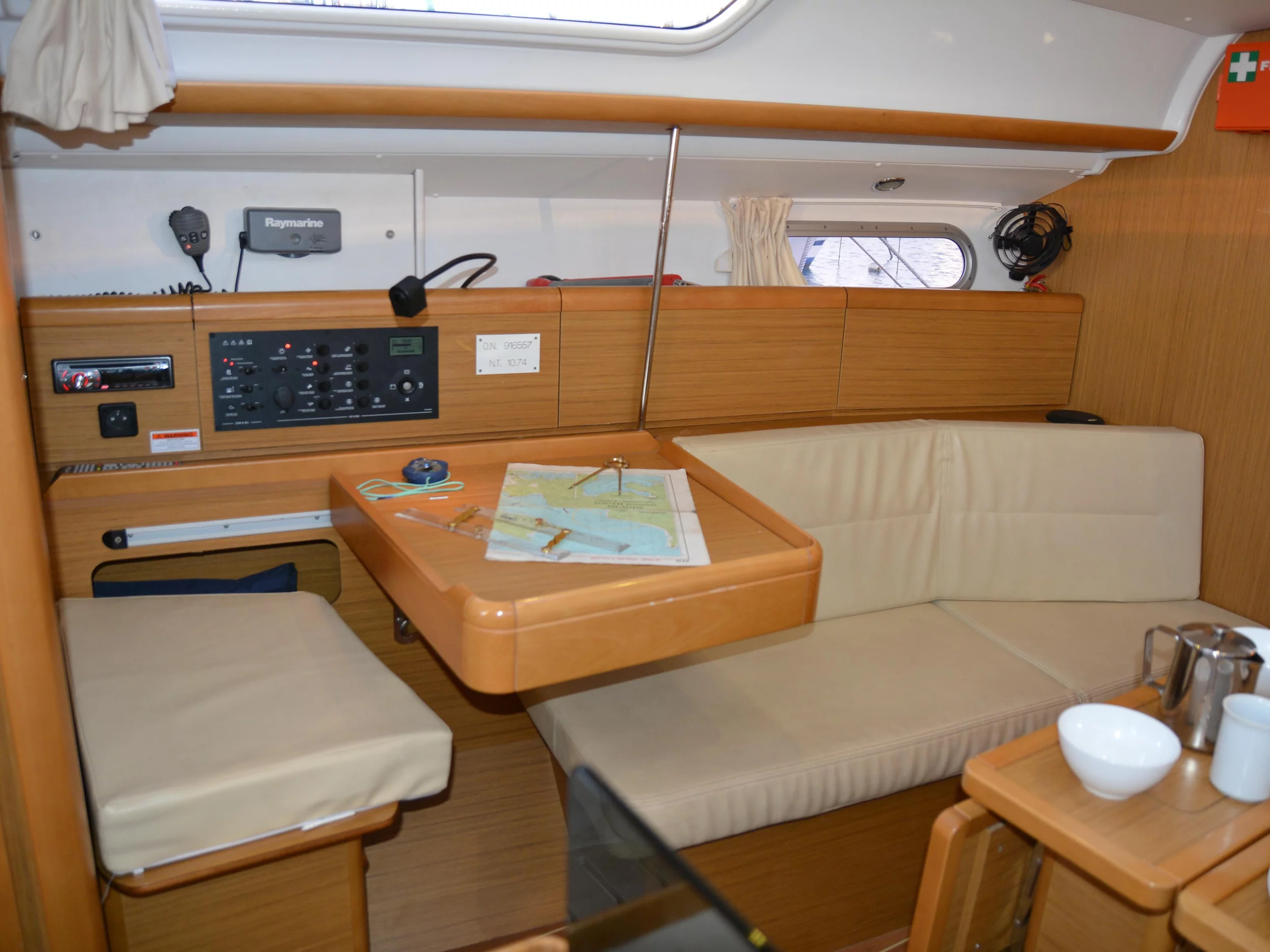 Sun Odyssey 36i (Babis 2010) Interior image - 11