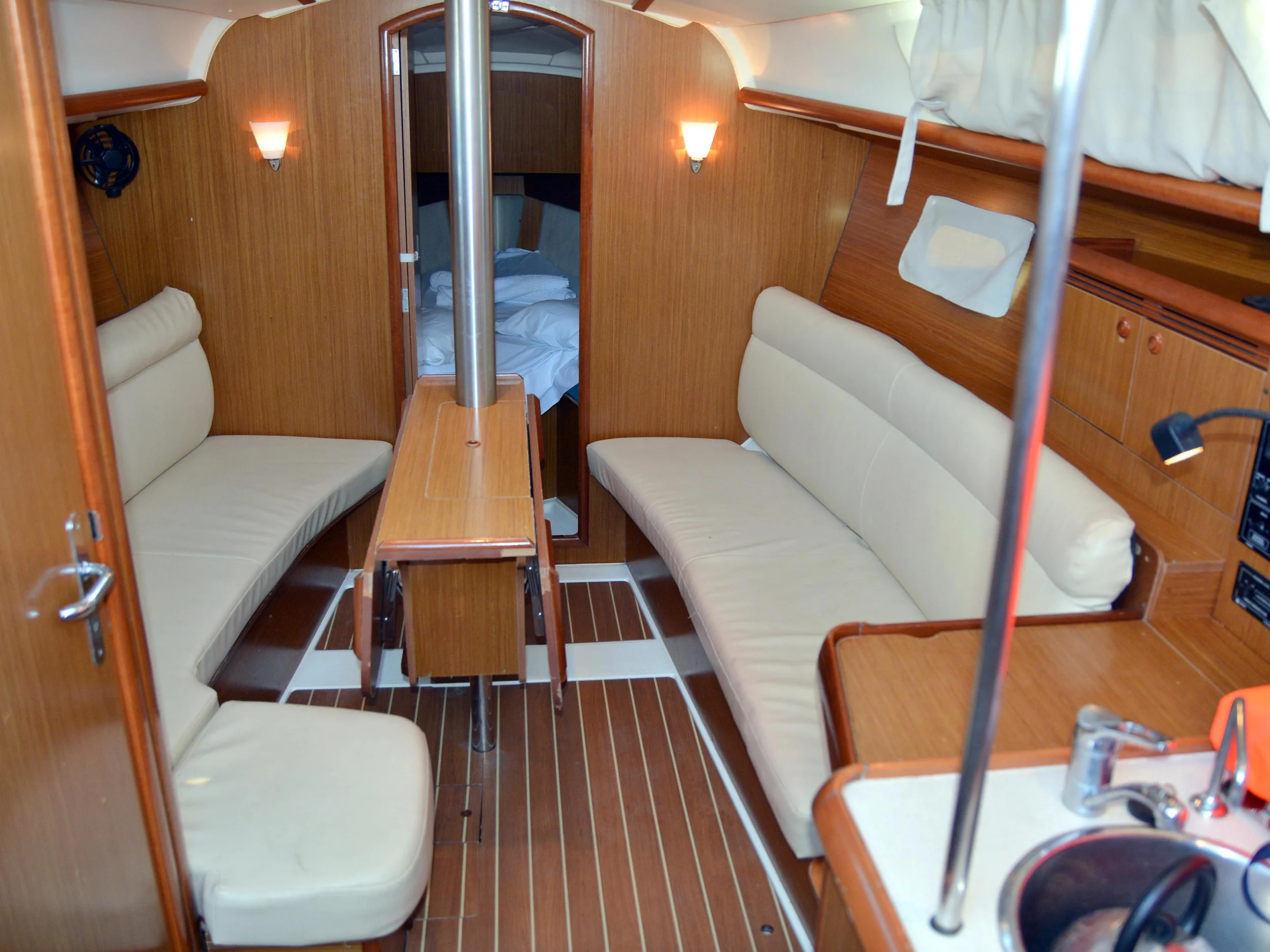 Sun Odyssey 32i (Charoula) Interior image - 33