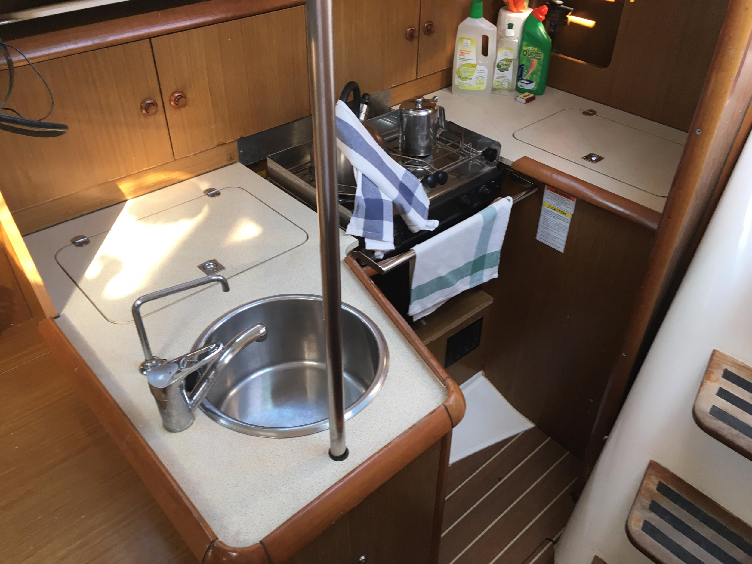 Photo #2 - Sun Odyssey 32i (Charoula) en Lefkada - 15704