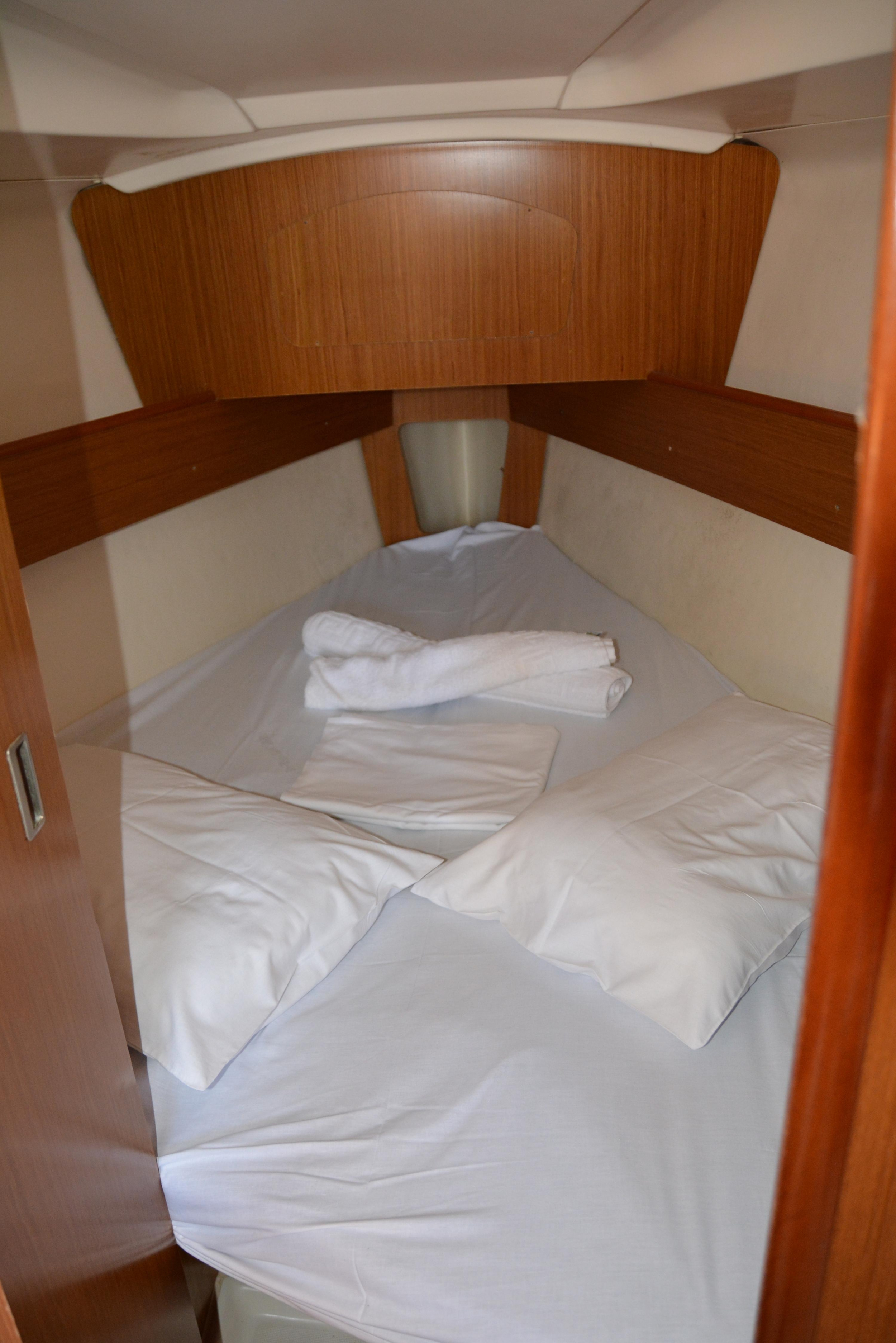 Photo #3 - Sun Odyssey 32i (Charoula) en Lefkada - 15704