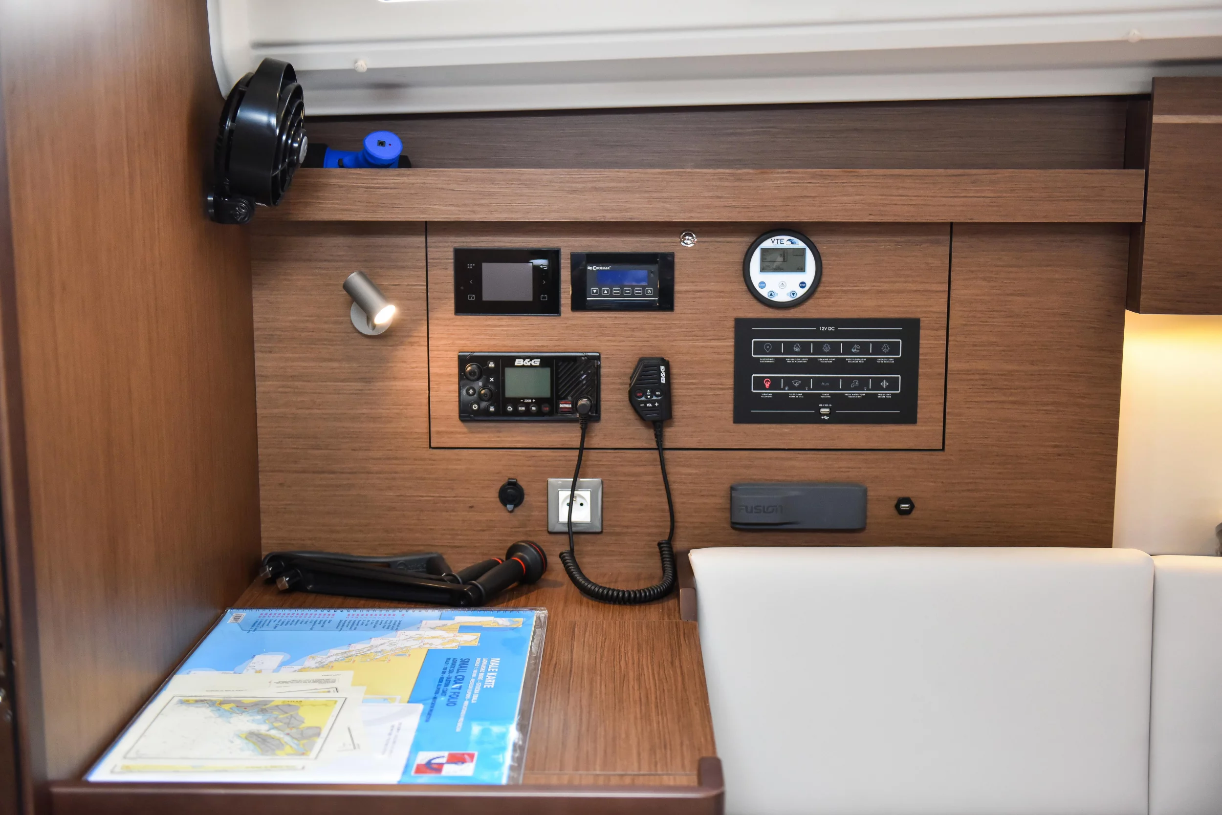 Oceanis 40.1 (EYLIN)  - 10