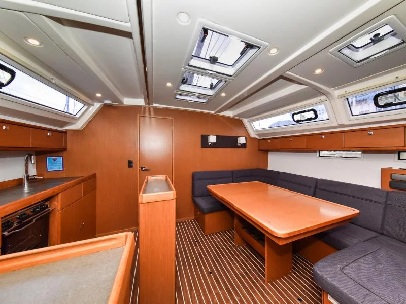 Bavaria Cruiser 46 (SIX BAG) Interior image - 28