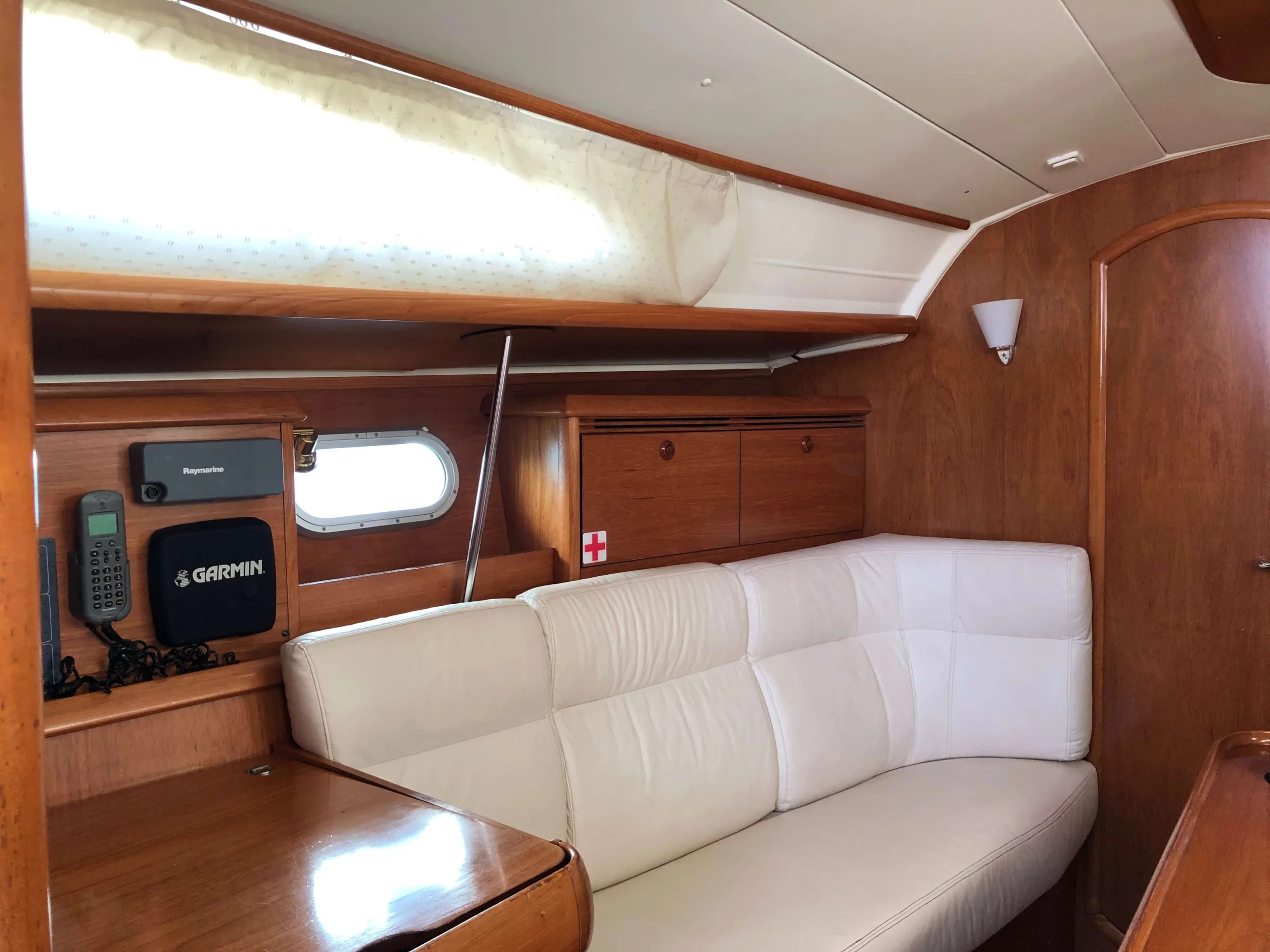 Sun Odyssey 35 (Natassa)  - 13