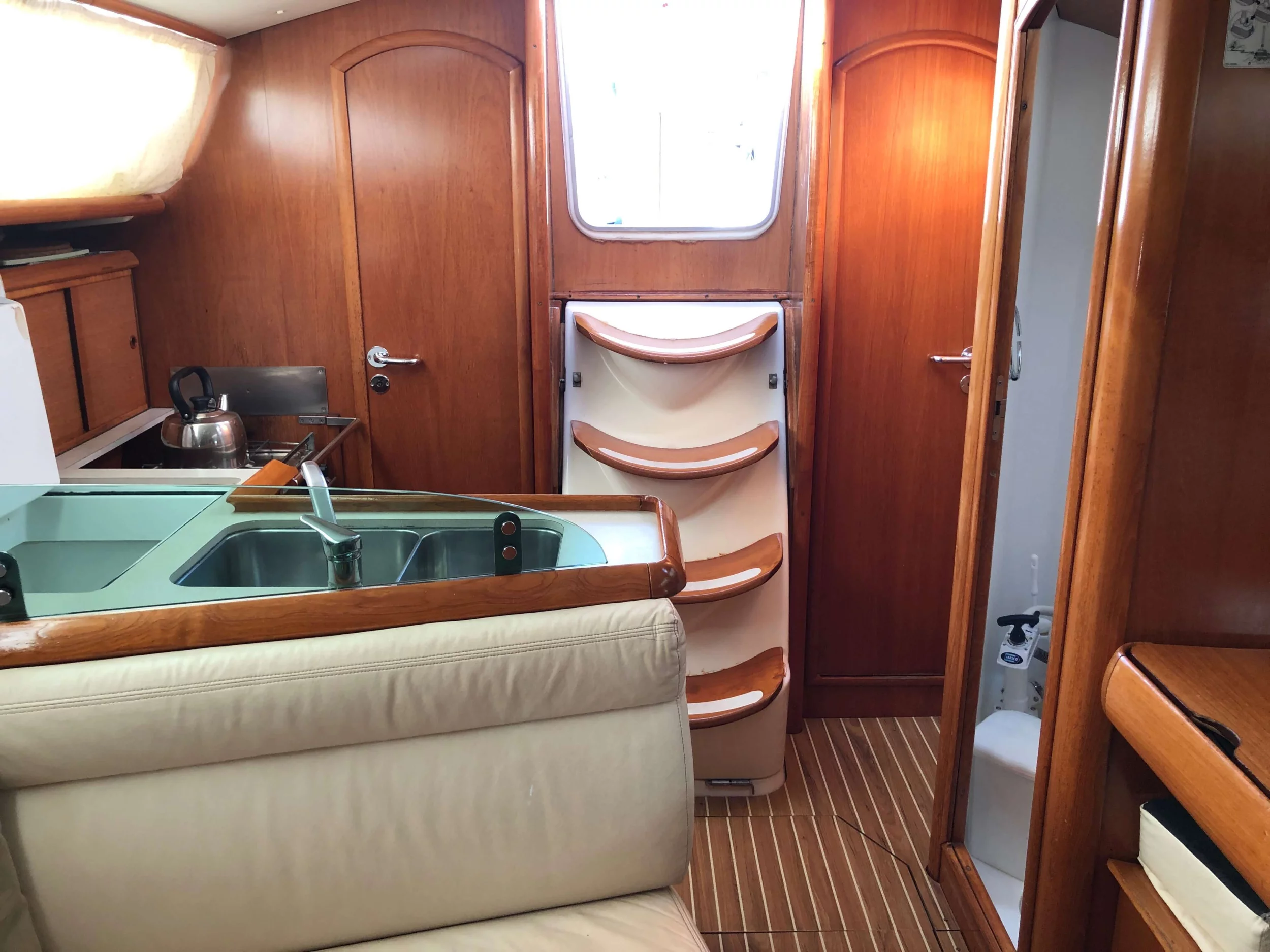 Sun Odyssey 35 (Natassa)  - 11