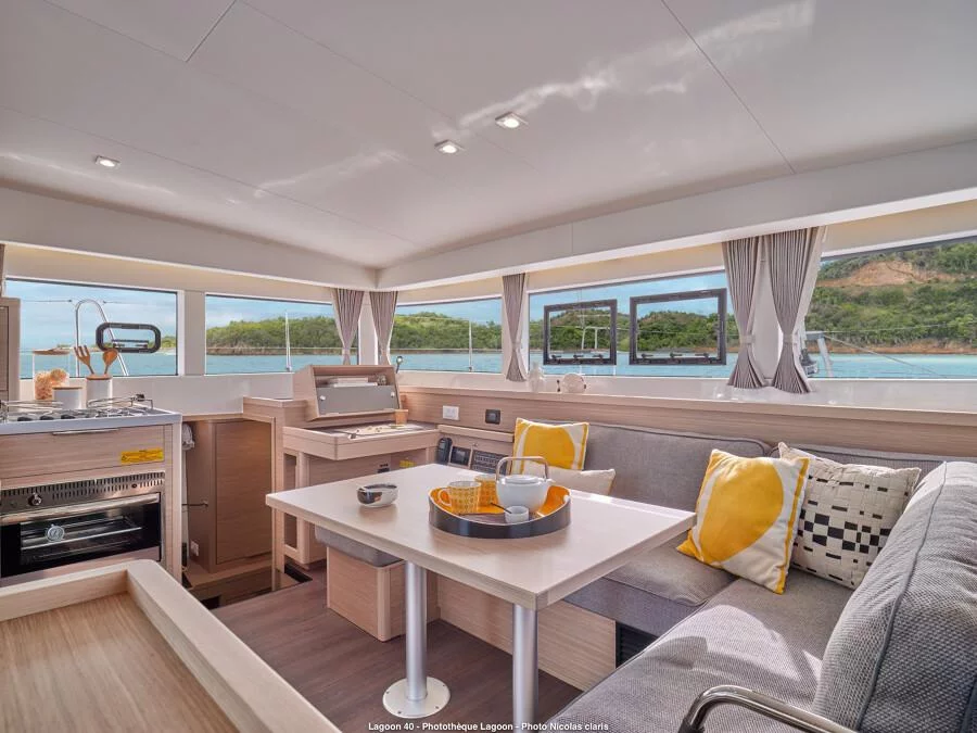 Lagoon 40 (LINDA)  - 5