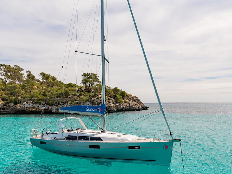 Photo #1 - Oceanis 411 () in Atene - 11217