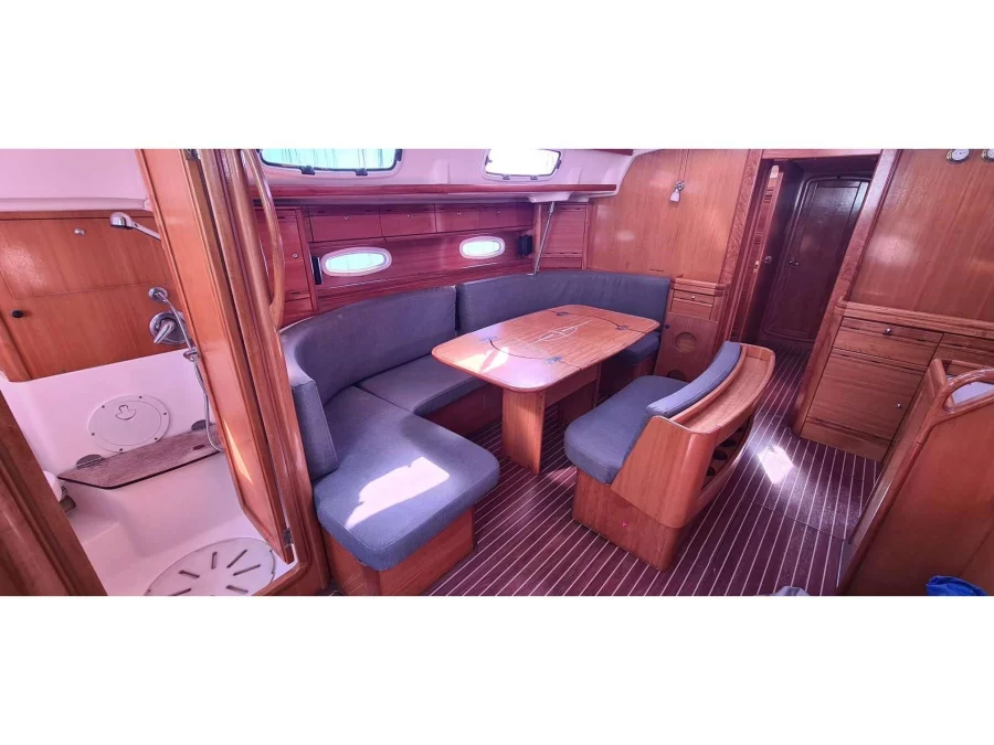 Bavaria 50 Cruiser (Paris) Interior image - 1