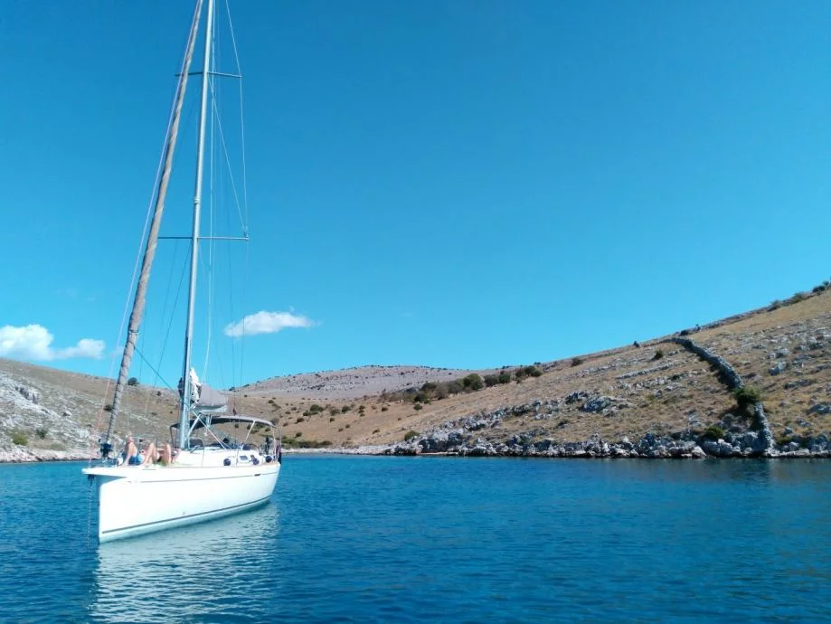Dufour 44 (Victoria 1 - Refit 2018)  - 8