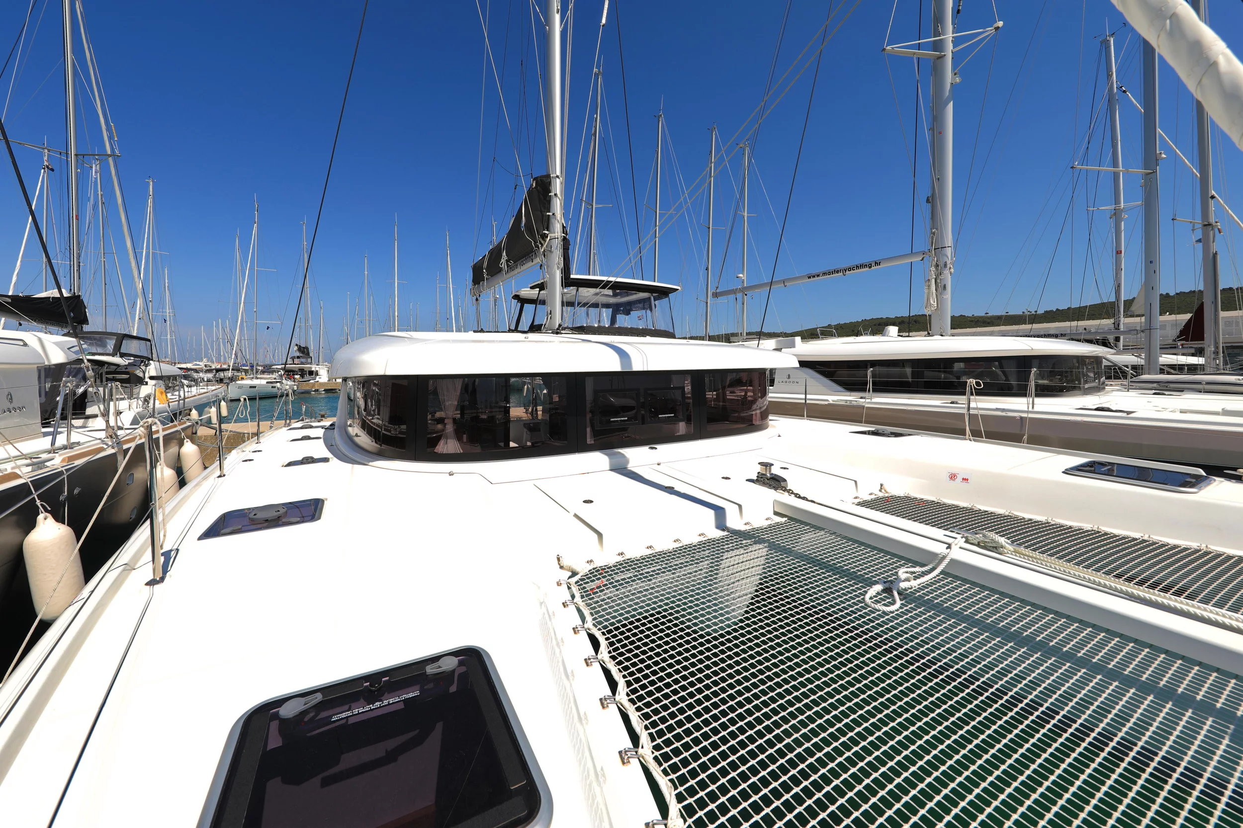 Lagoon 42 (ZEUS)  - 8