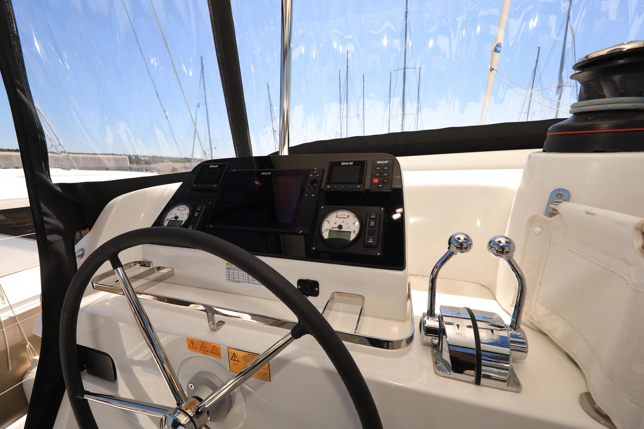 Lagoon 42 (ZEUS)  - 24