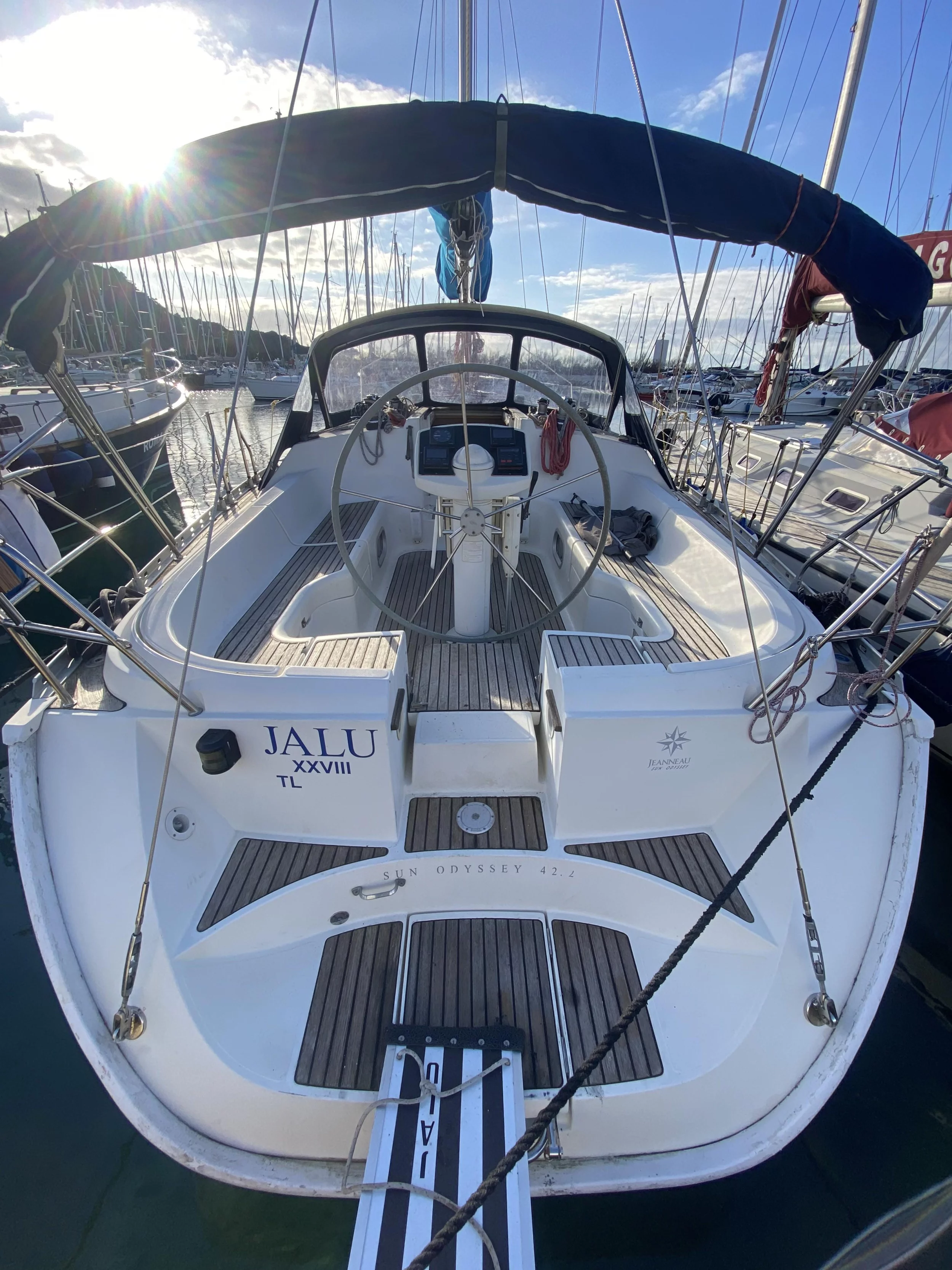 Sun Odyssey 42.2 (Jalù)  - 4