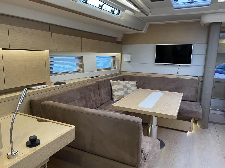 Hanse 588 (Stardust 1) Interior image - 6