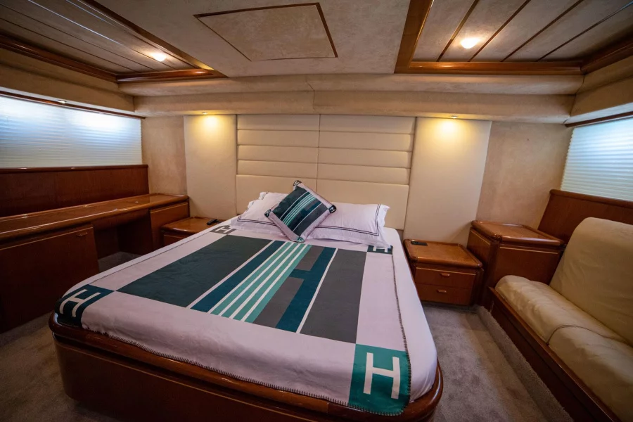 Ferretti 72 (Ferretti 72)  - 22