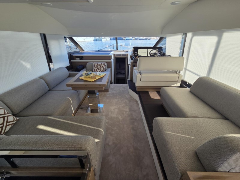 Prestige 520 Fly — photo 7