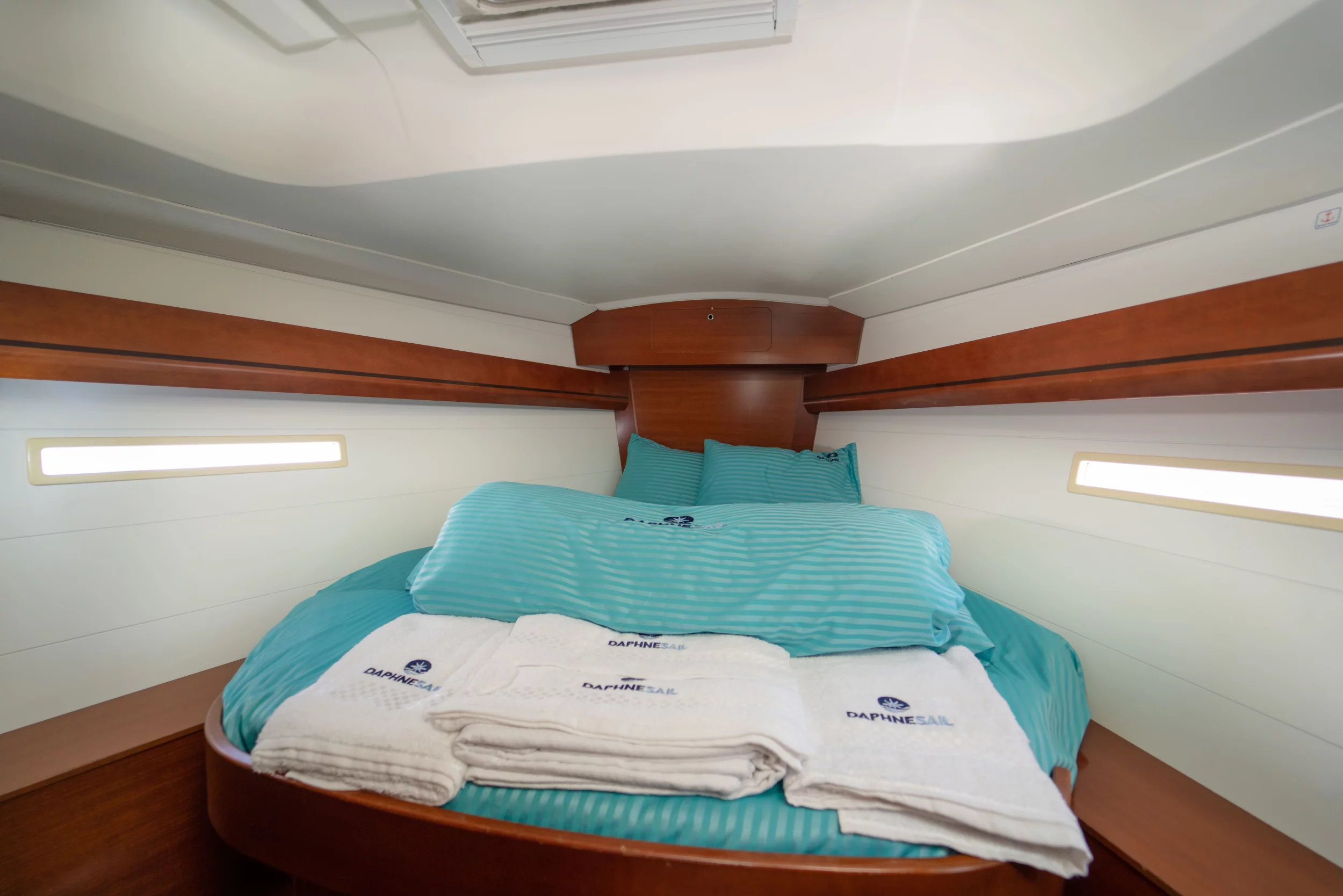 Dufour 425 Grand Large (Esen Mila)  - 15