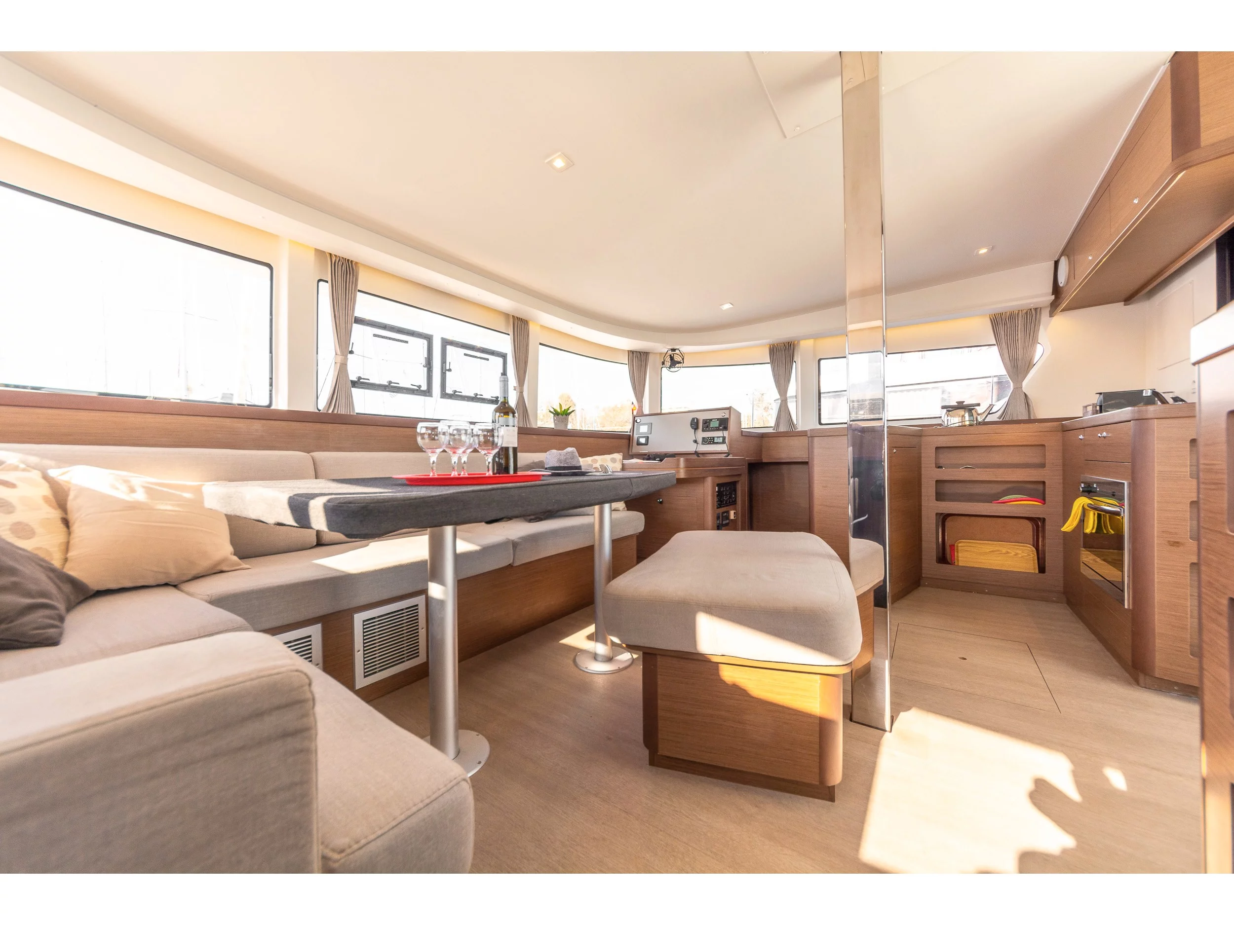 Lagoon 42 & GEN & WM (Amici) Interior image - 16