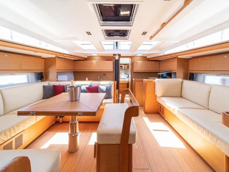 Dufour 520 GL(owner version) (ZEPHYRUS) Interior image - 11