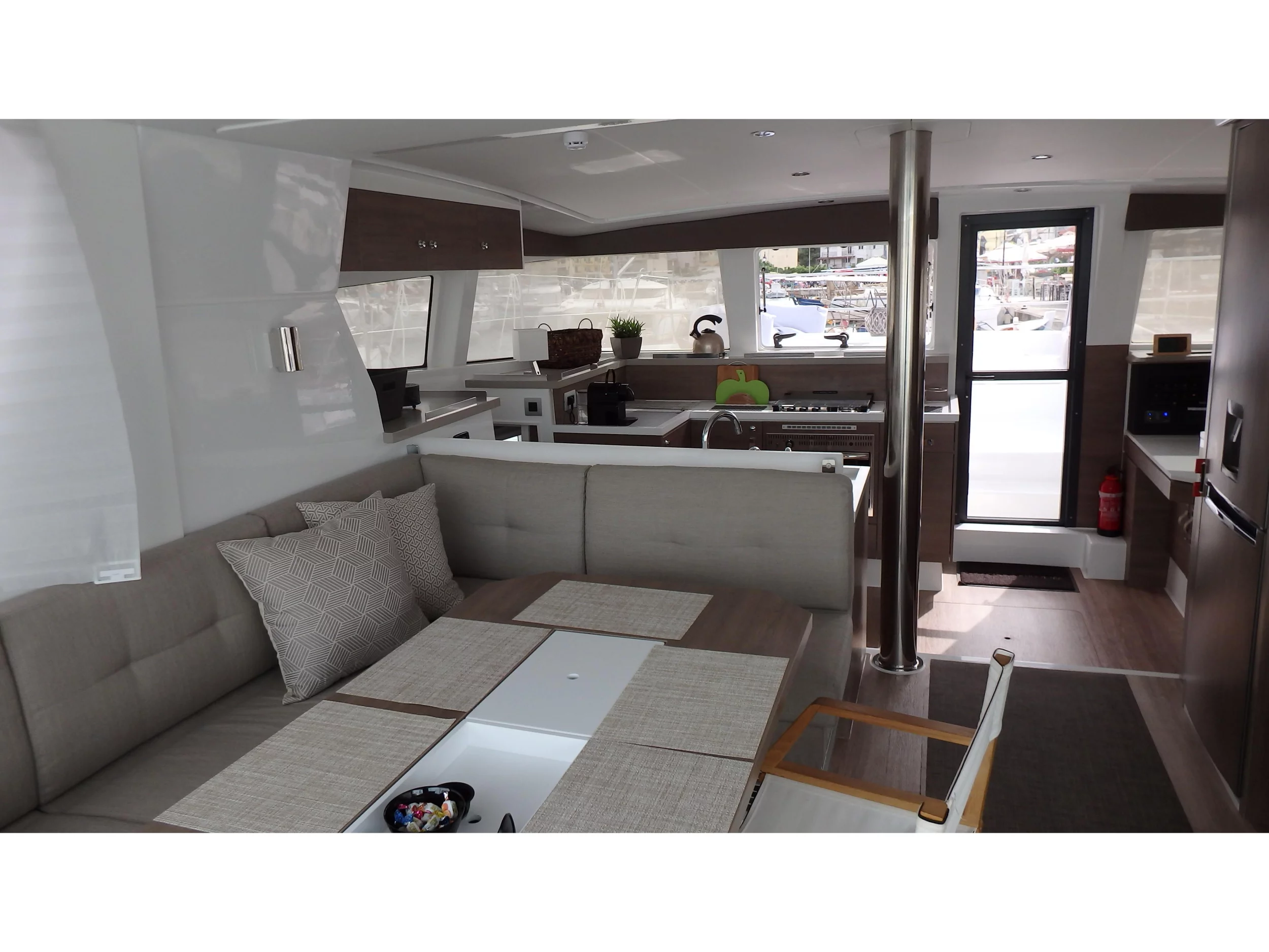 Bali 4.2 (Blue Navy (, )) Interior image - 2