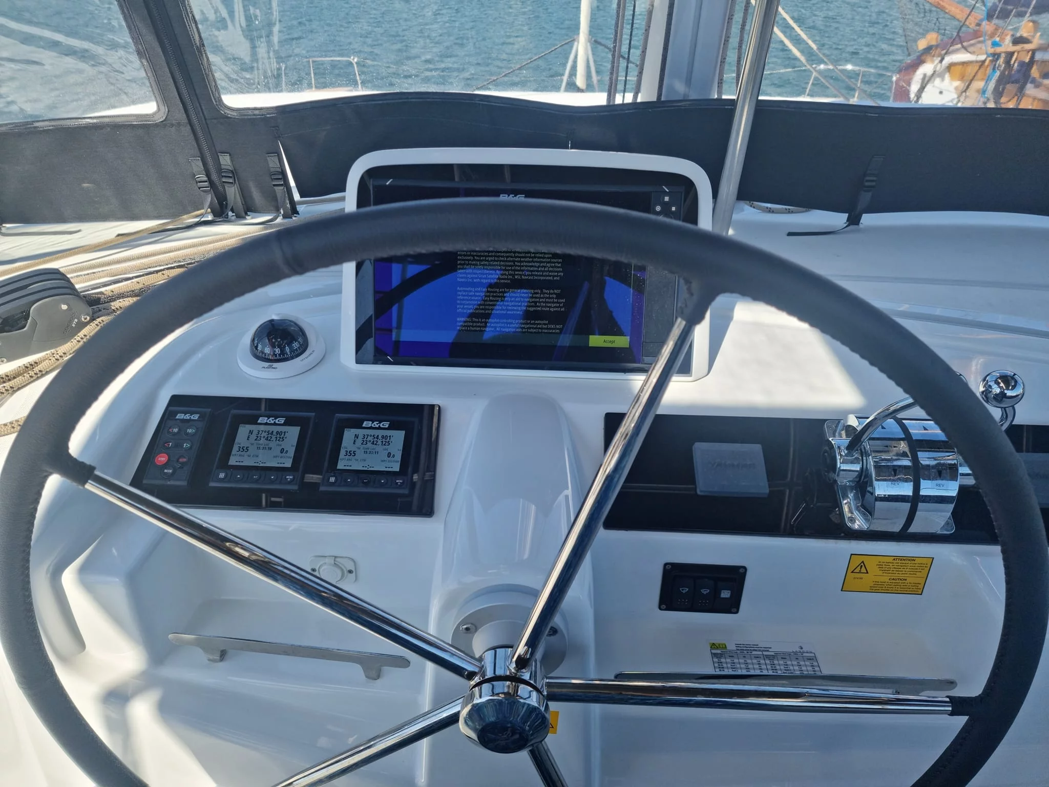 Lagoon 46 (HYDRA XIV)  - 30