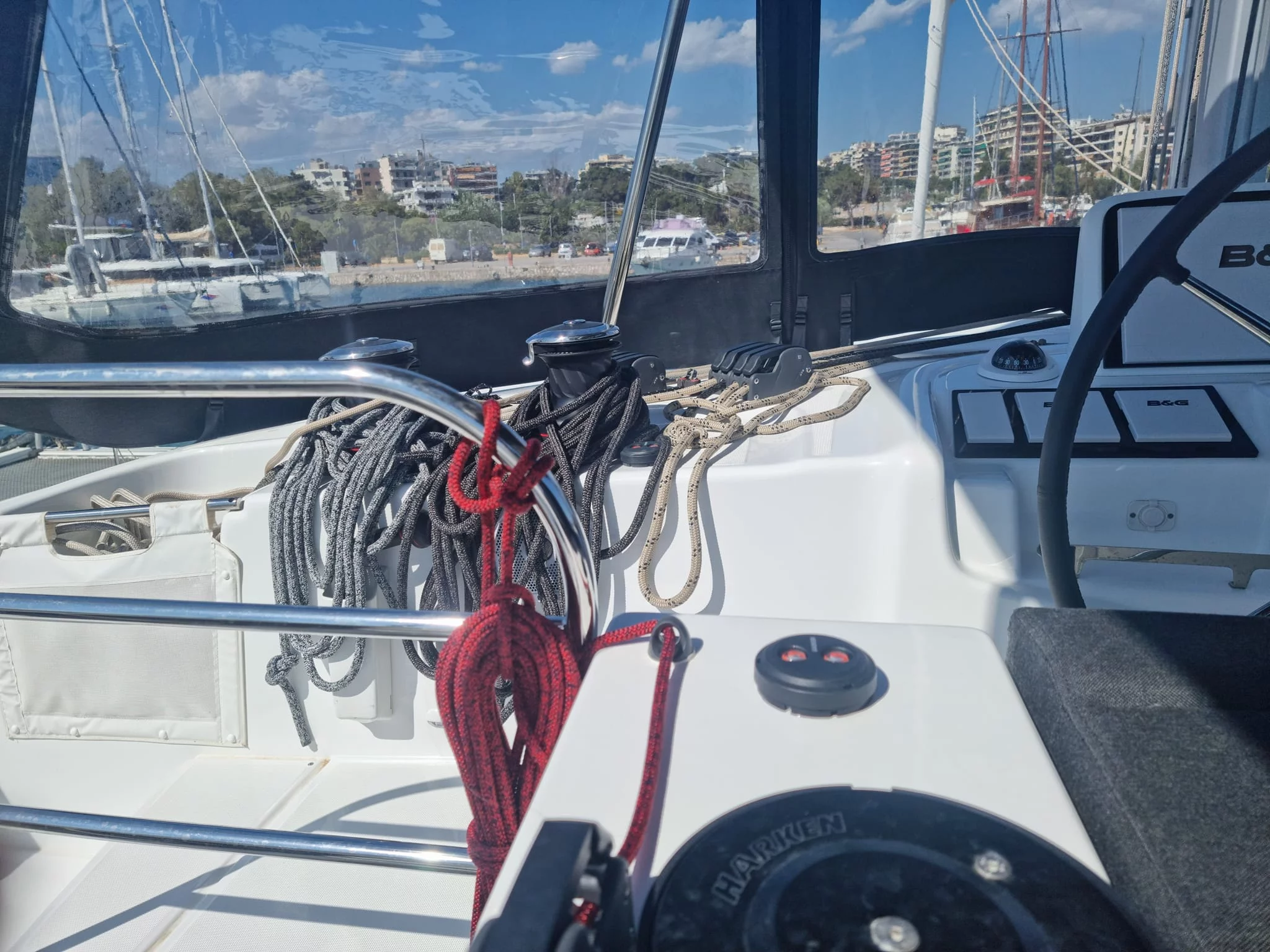 Lagoon 46 (HYDRA XIV)  - 16