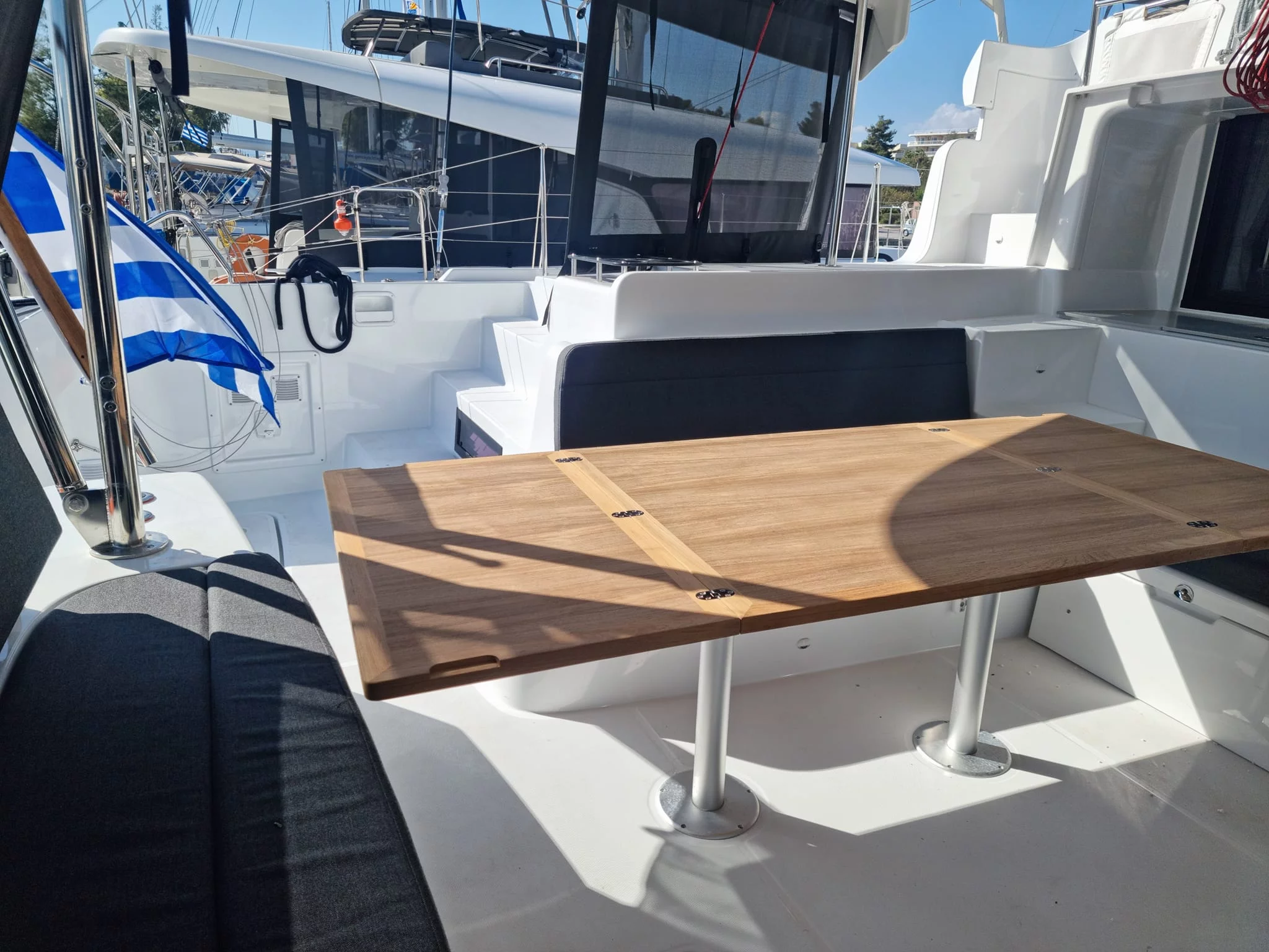 Lagoon 46 (HYDRA XIV)  - 25