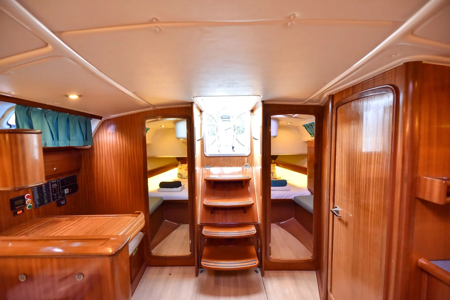 Bavaria 44 Cruiser (Sahbaz)  - 7