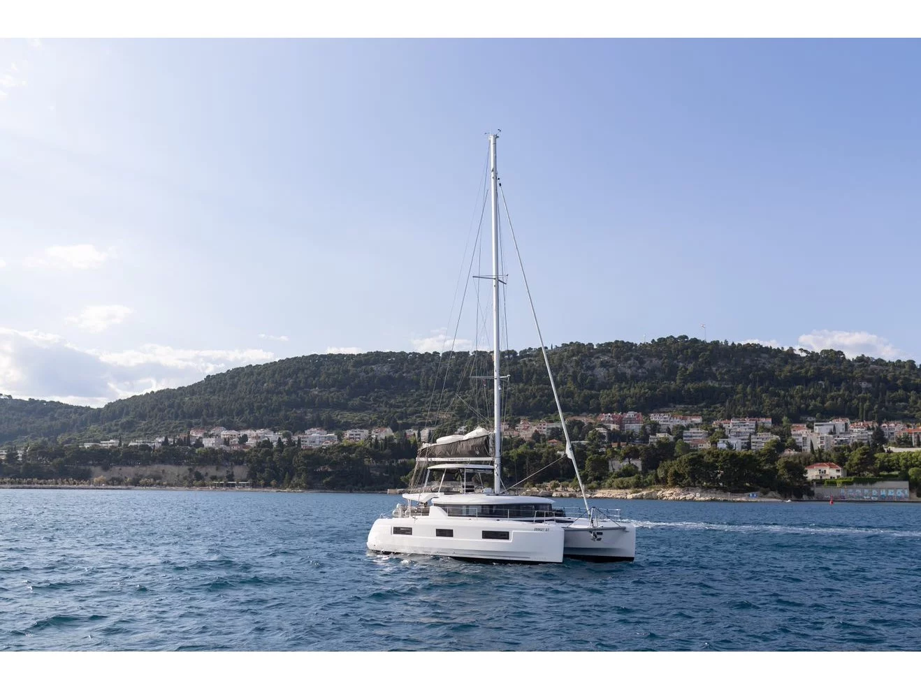 Lagoon 46 (SKYFALL) Main image - 0