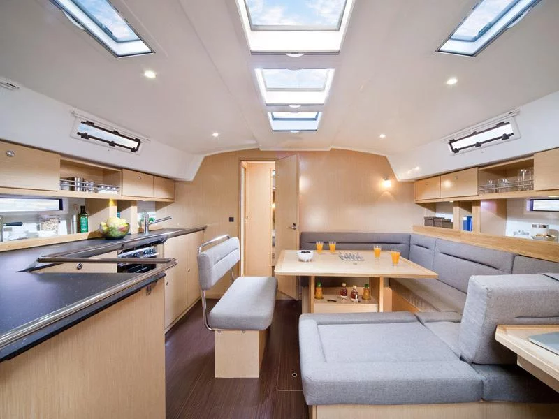 Bavaria 45 BT '12 (Figaro) Interior image - 2