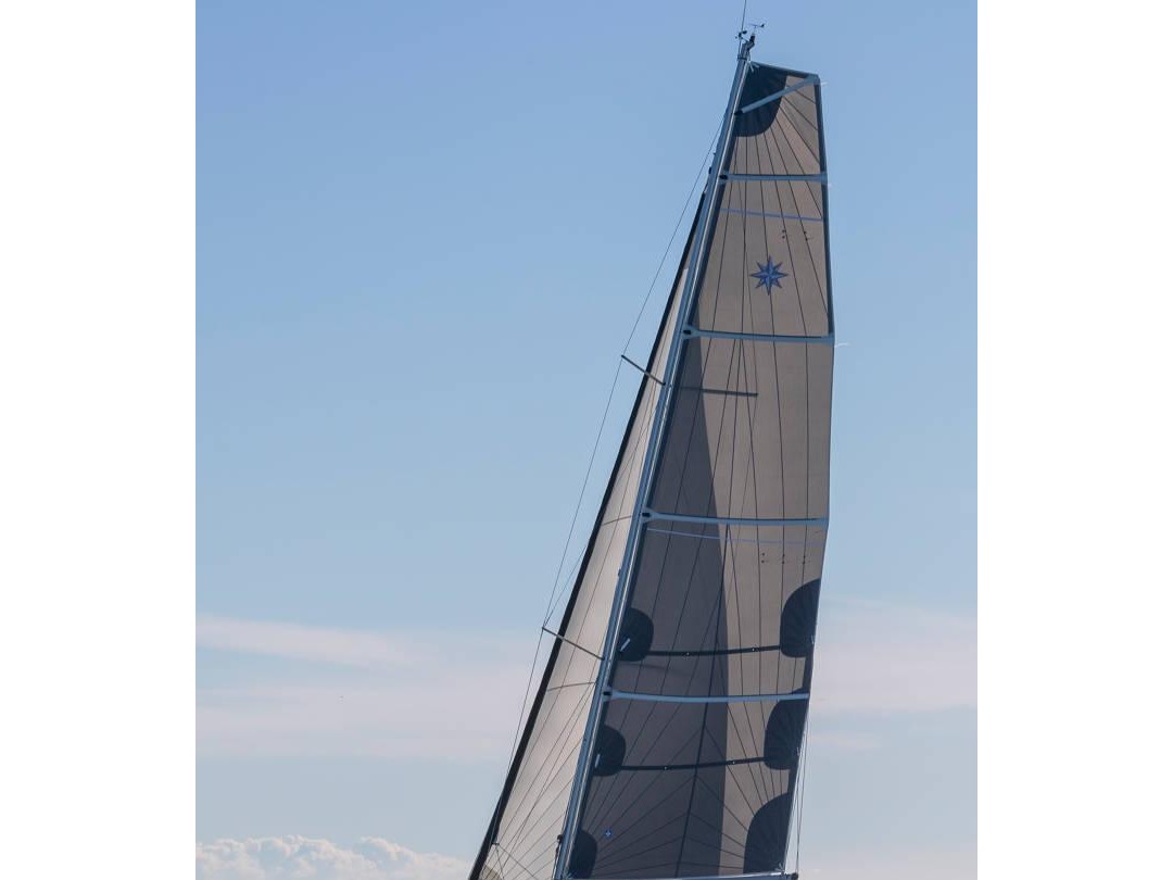 Sun Odyssey 380 — photo 1