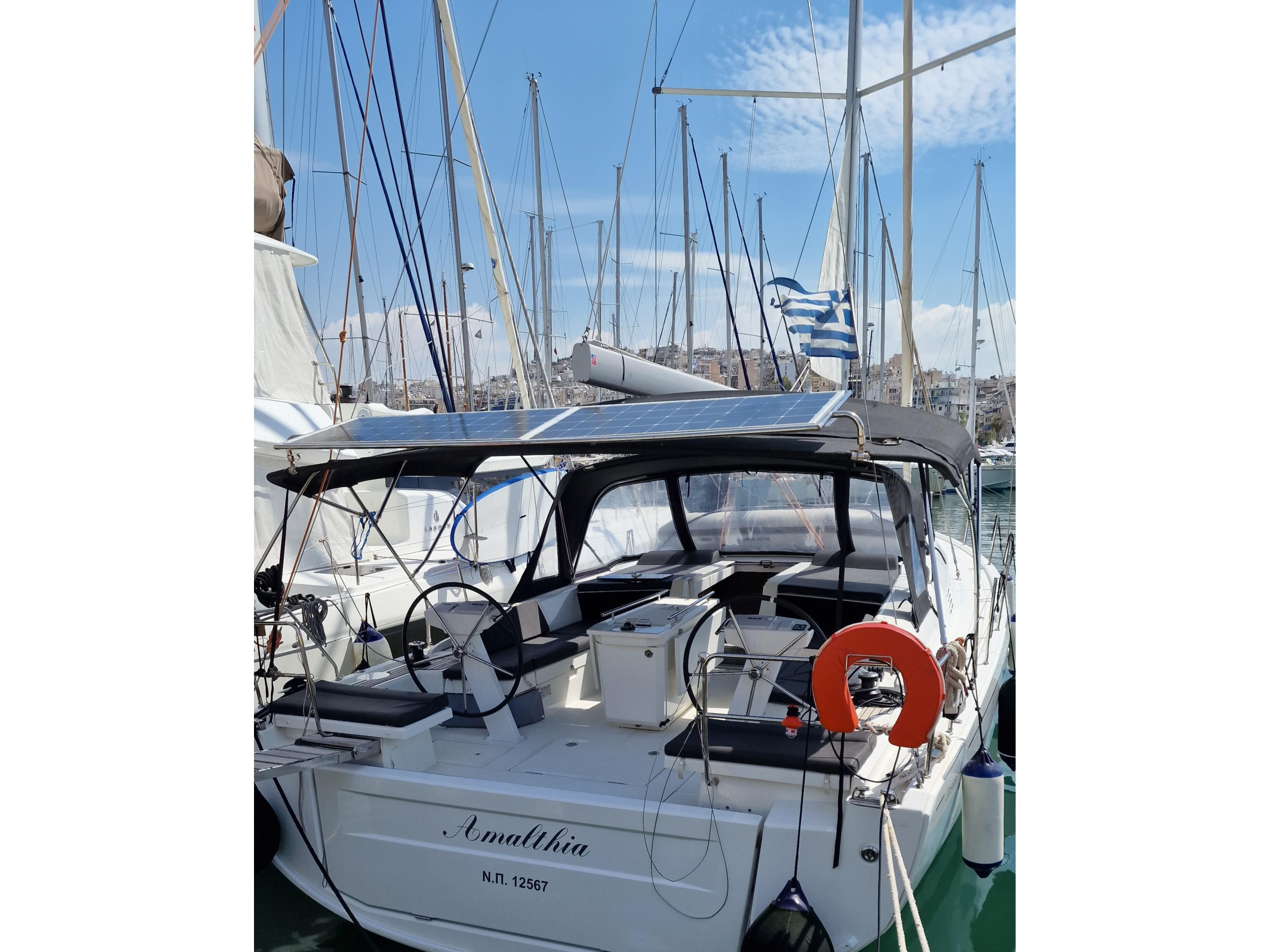 Photo #1 - Beneteau (Amalthia) en Atenas - 12244