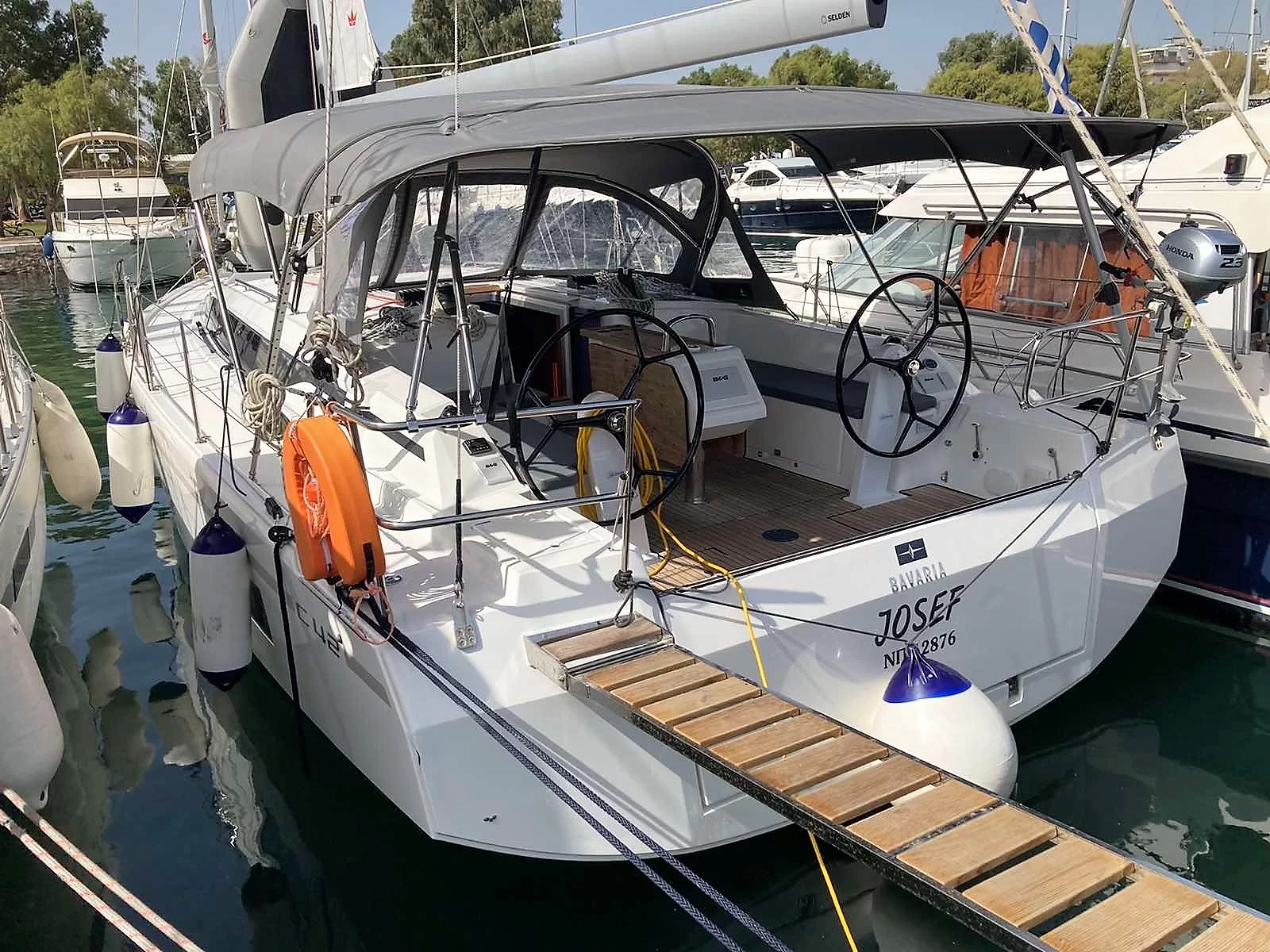 Bavaria C42 (Josef) Interior image - 2