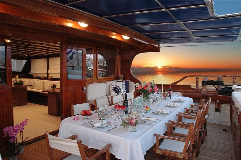 Photo #8 - Gulet Motorsailer (Matina) en Atenas - 16088