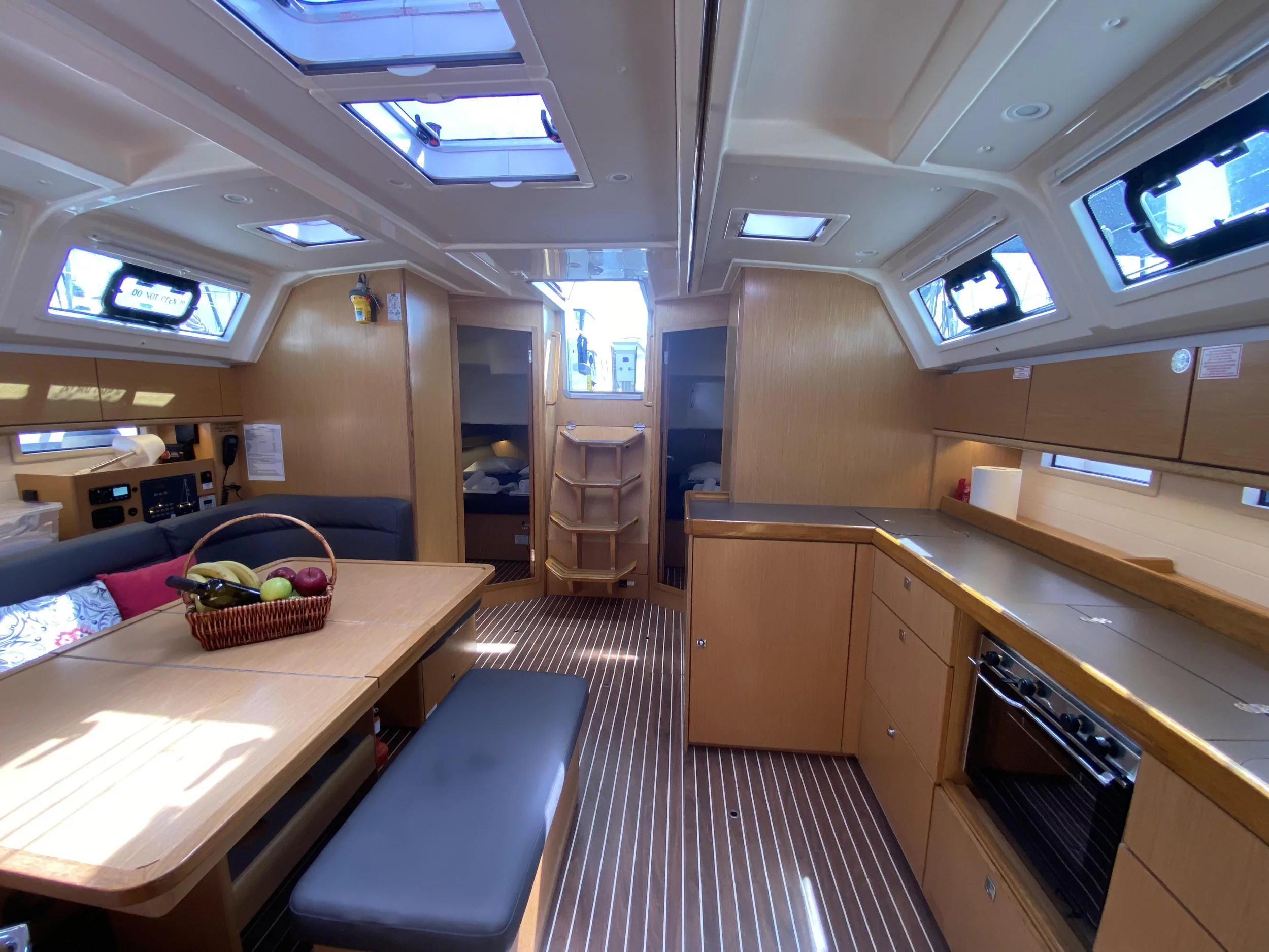 Bavaria Cruiser 46 (Kassandra) Interior image - 17