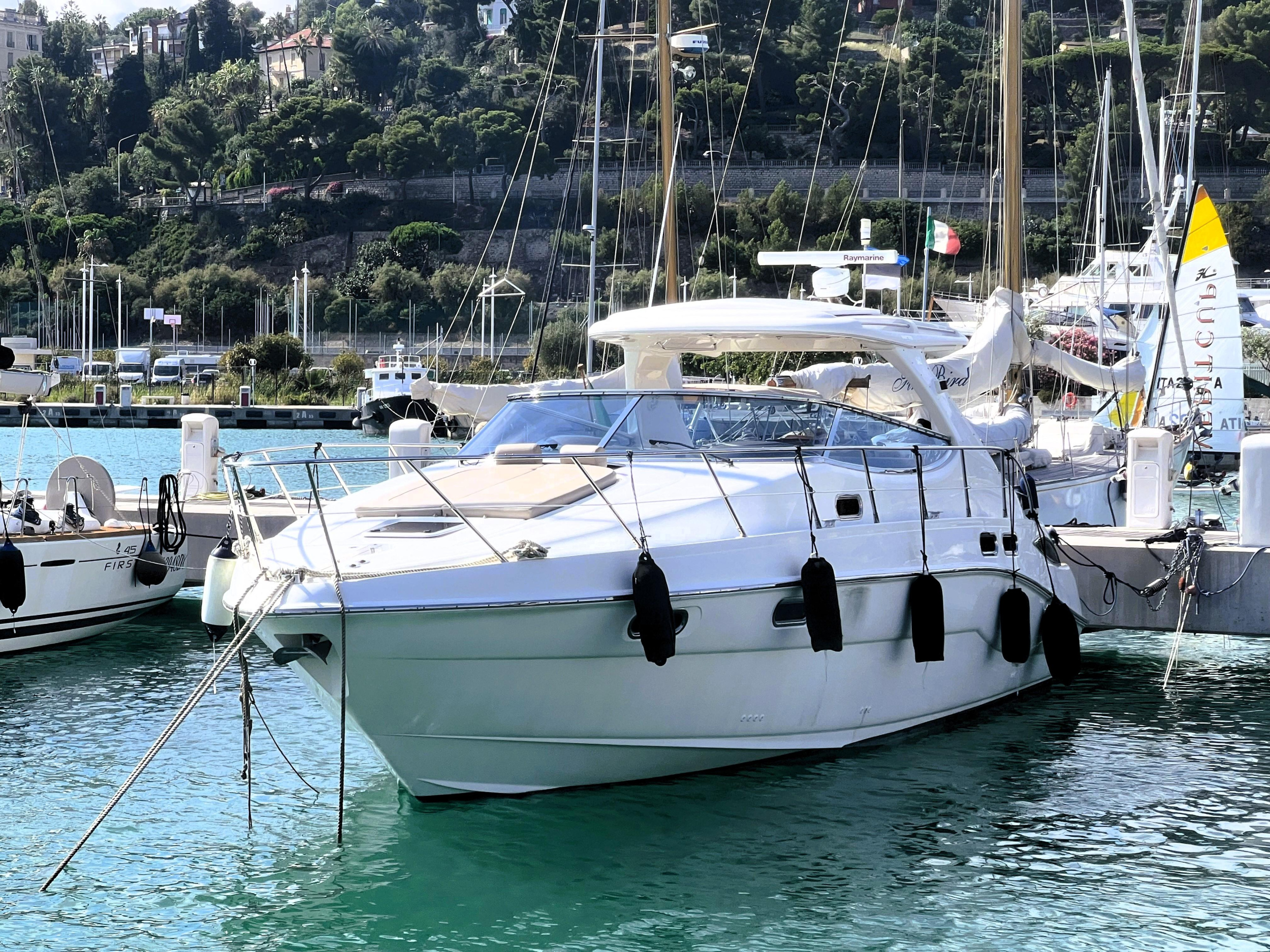 Photo #1 - Sealine S 42 (Orca) in Imperia - 14077