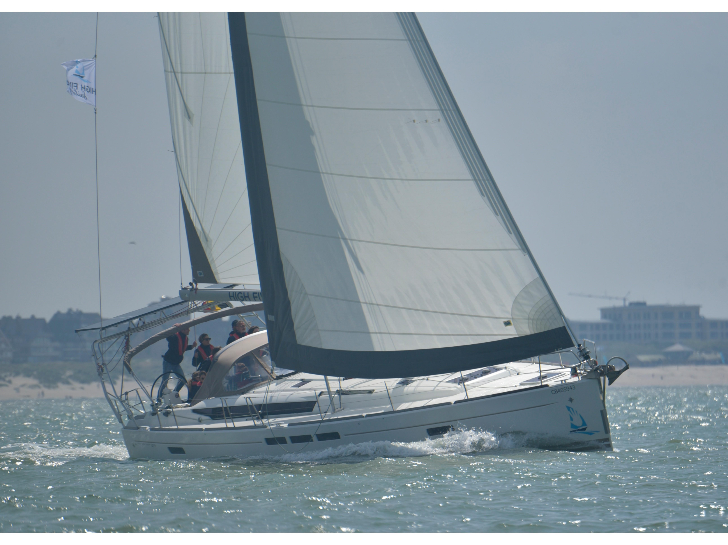 Photo #1 - Sun Odyssey 509 (Five O) in Nieuwpoort - 16168