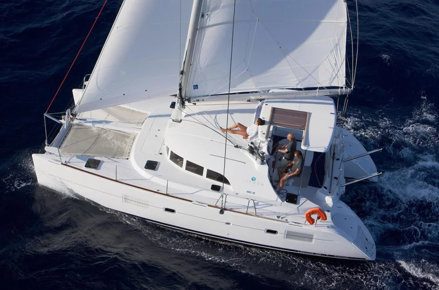 Lagoon 380 S2 (DATTILO)  - 10