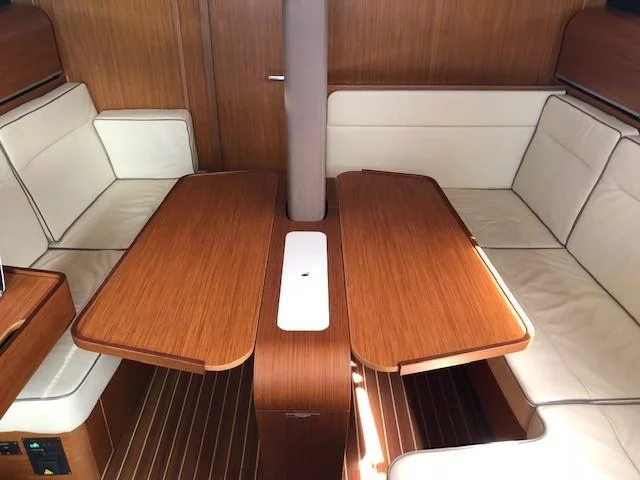 Dehler 42 (D-Dream)  - 9