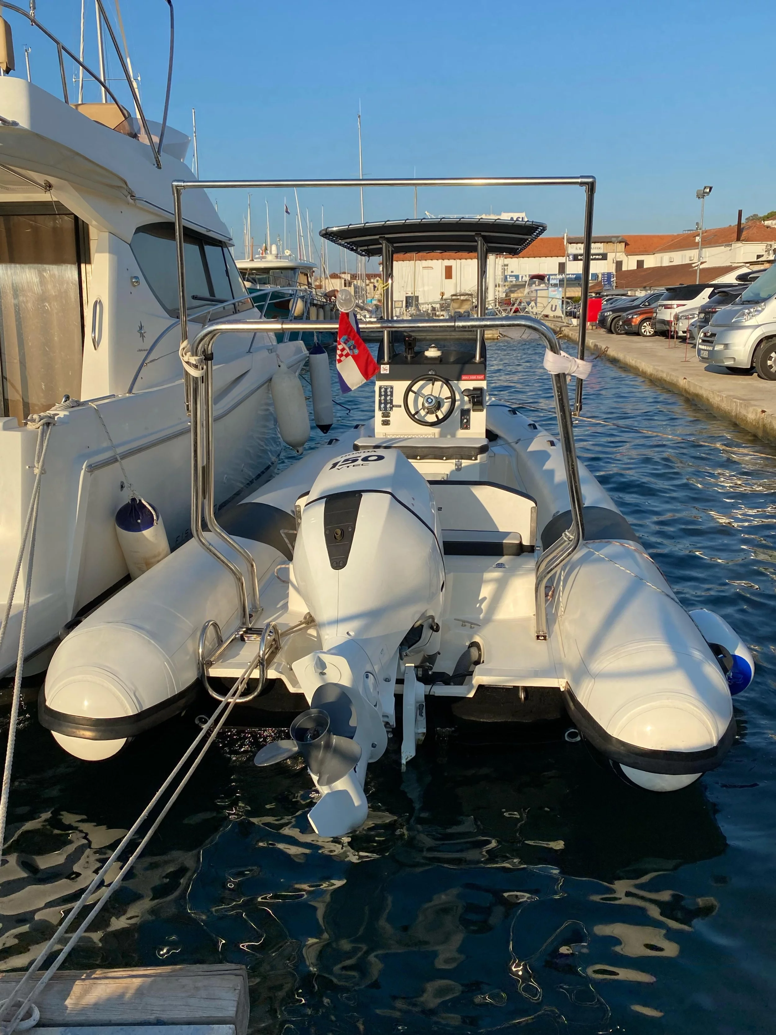 Falkor 22 (Falkor)  - 1