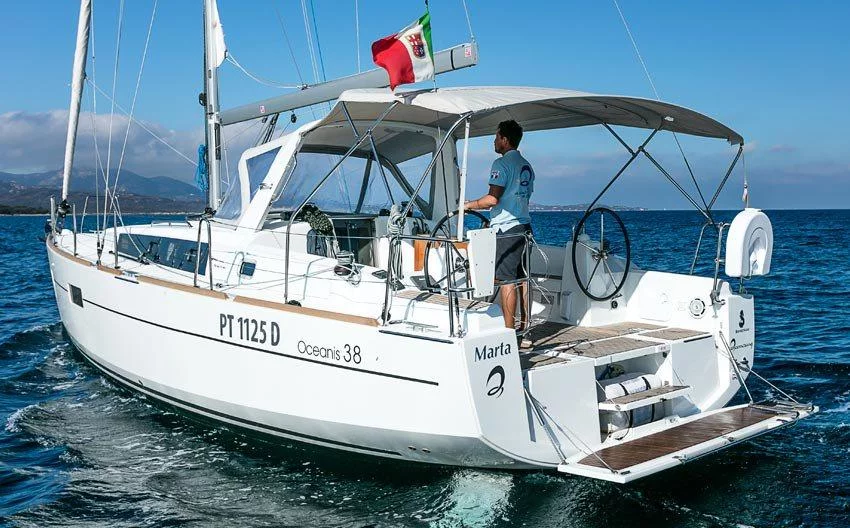 Oceanis 38 (Marta)  - 1