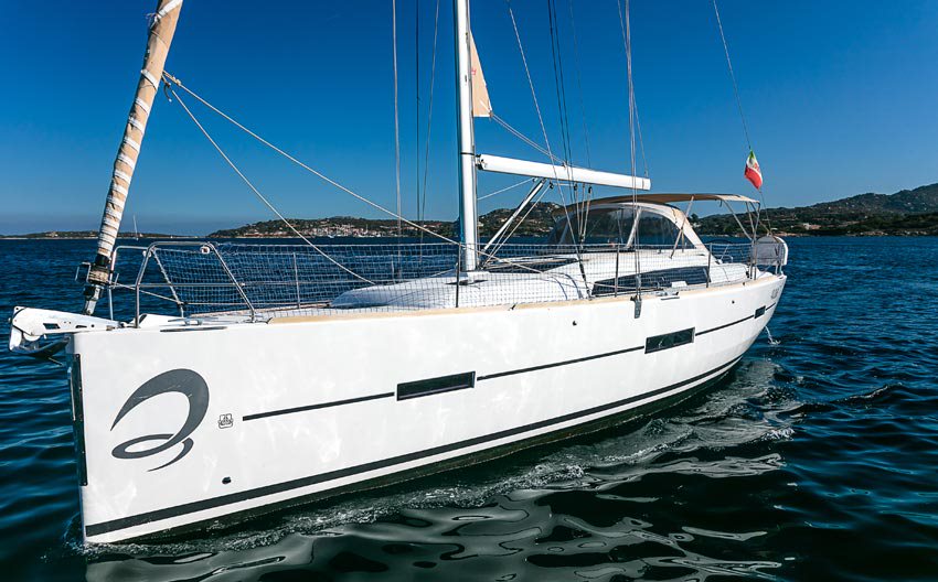 Photo #2 - Dufour 412 GL (Domi) in Portisco - 4053