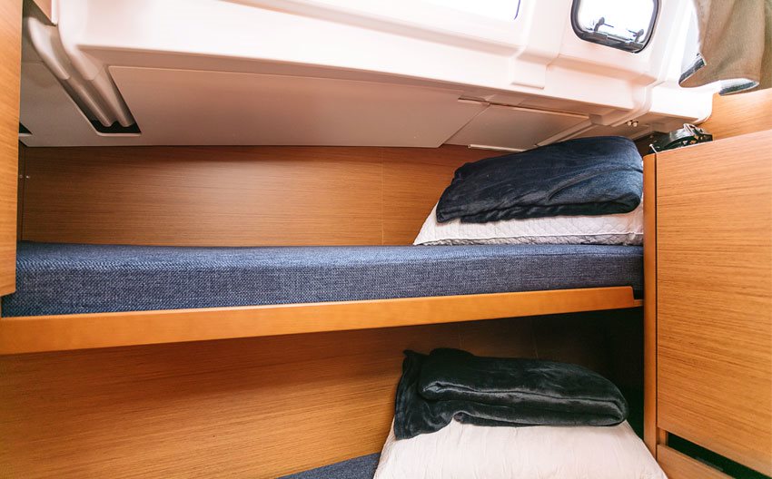 Photo #7 - Sun Odyssey 490 (Evita) en Portisco - 8016